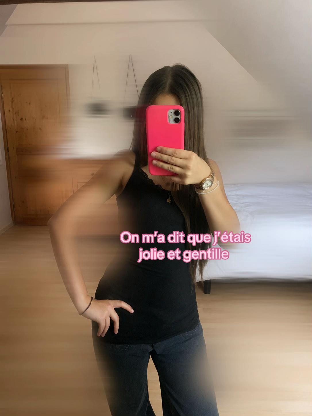 @𝓒𝓸𝓵𝔂𝓷𝓮 &dagger;