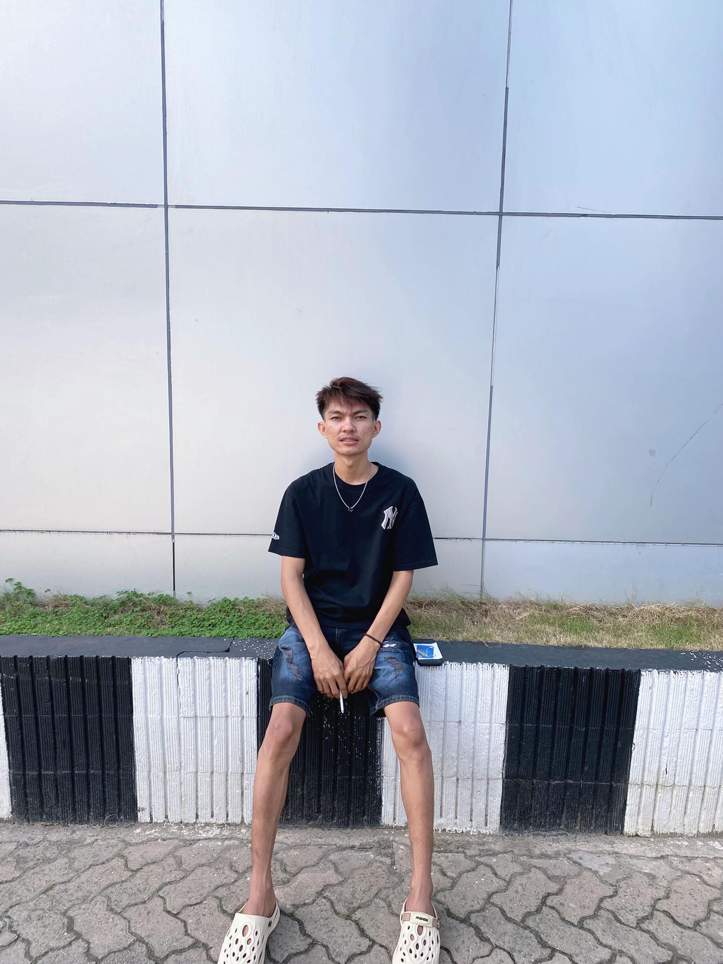 @AD 1 N