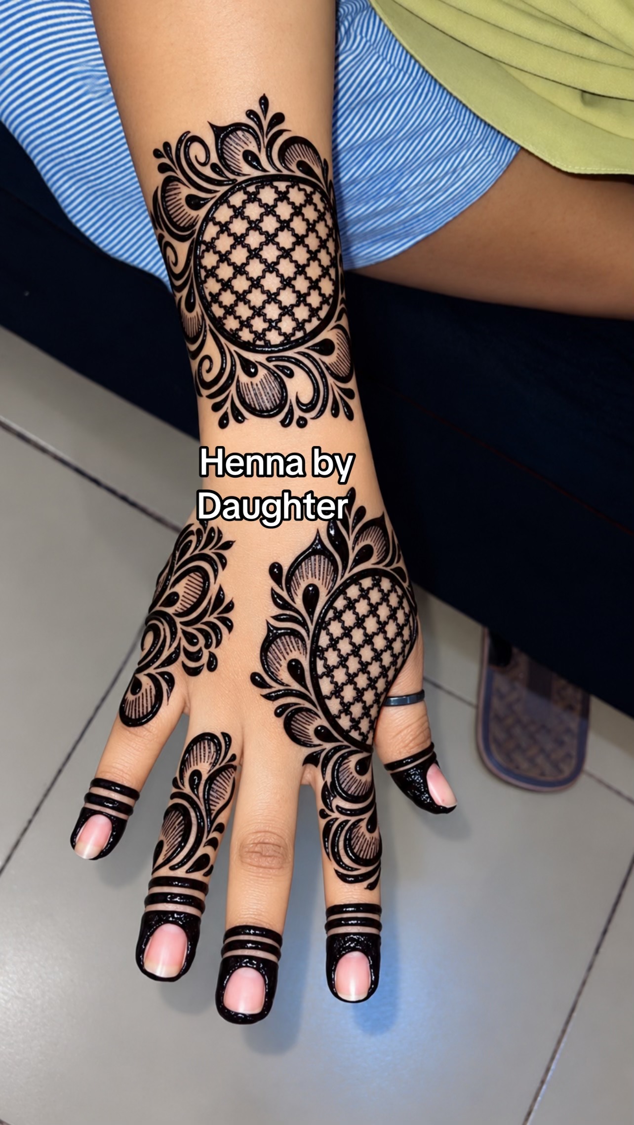 @hennabydaughter2
