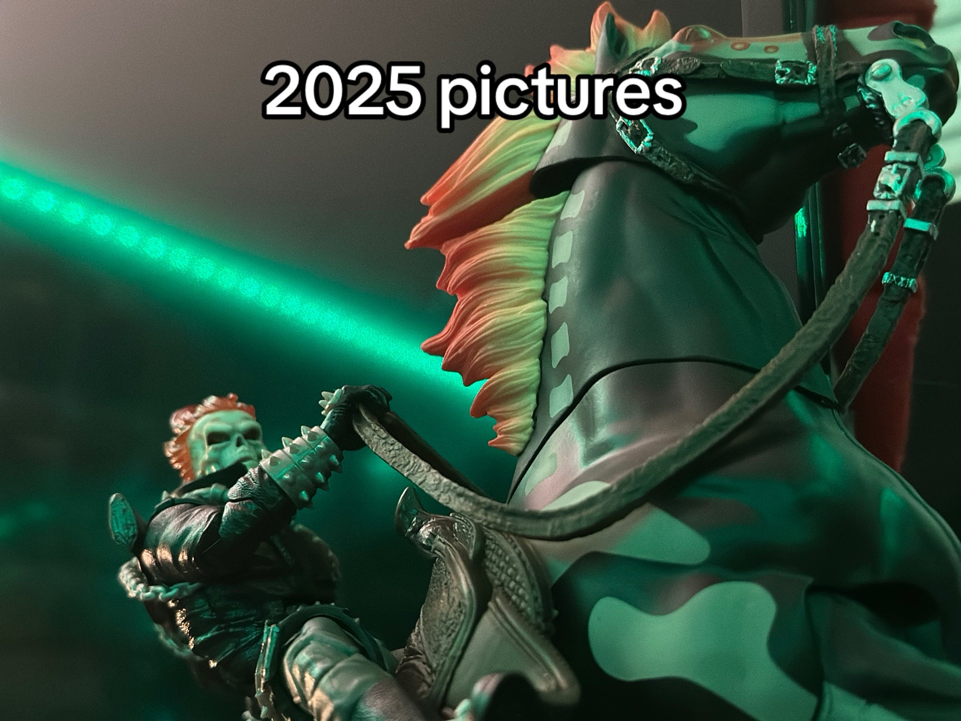 @𝐑𝐞𝐝🔺𝐇𝐚𝐥𝐨🔻𝐇𝐞𝐥𝐦𝐞𝐭