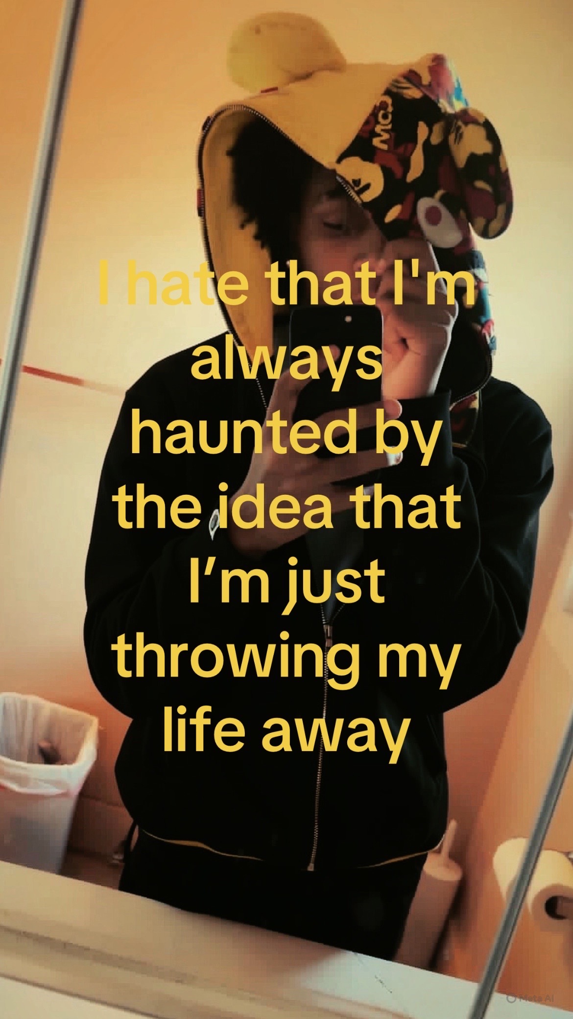 @⃟