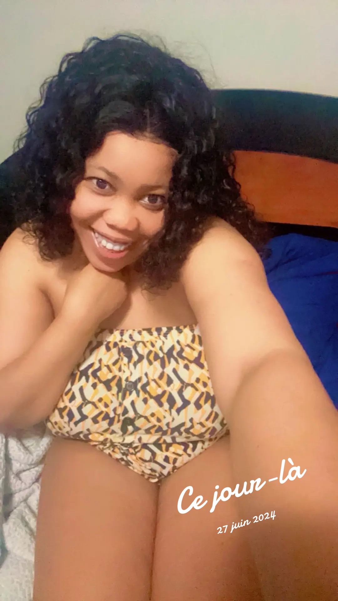 @Souriante