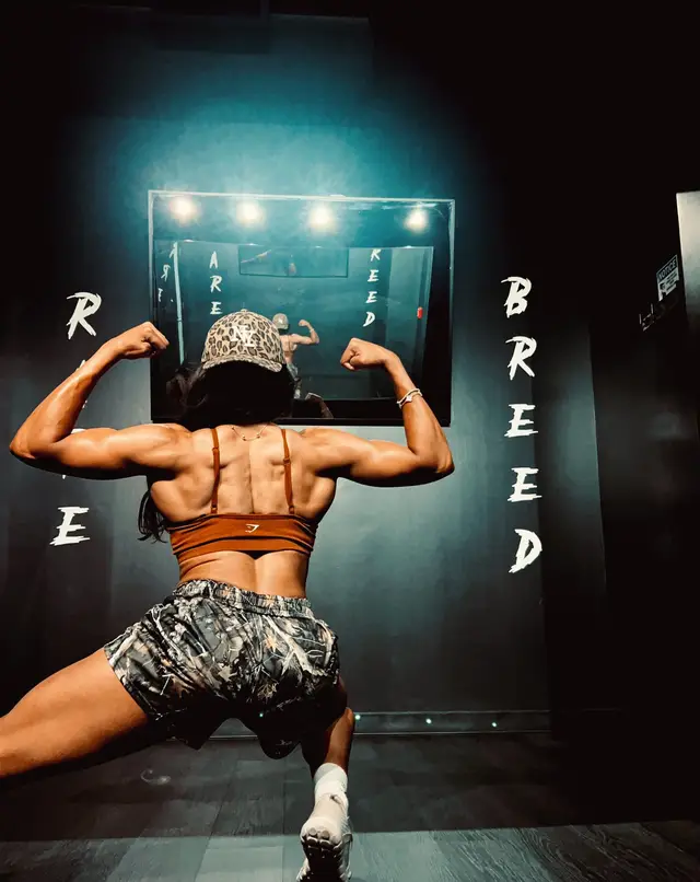 @weightsandshakes8