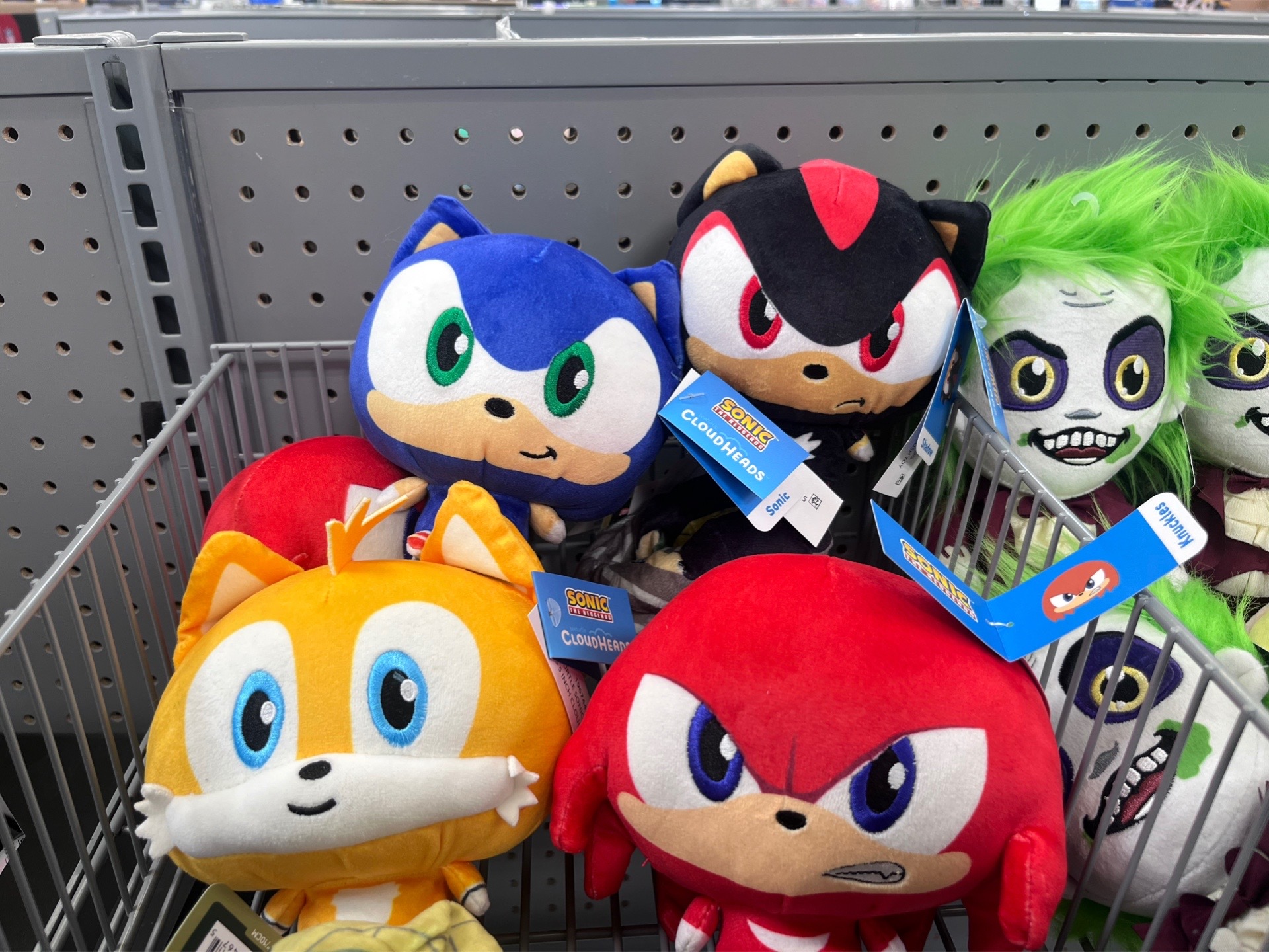 @Chaotix