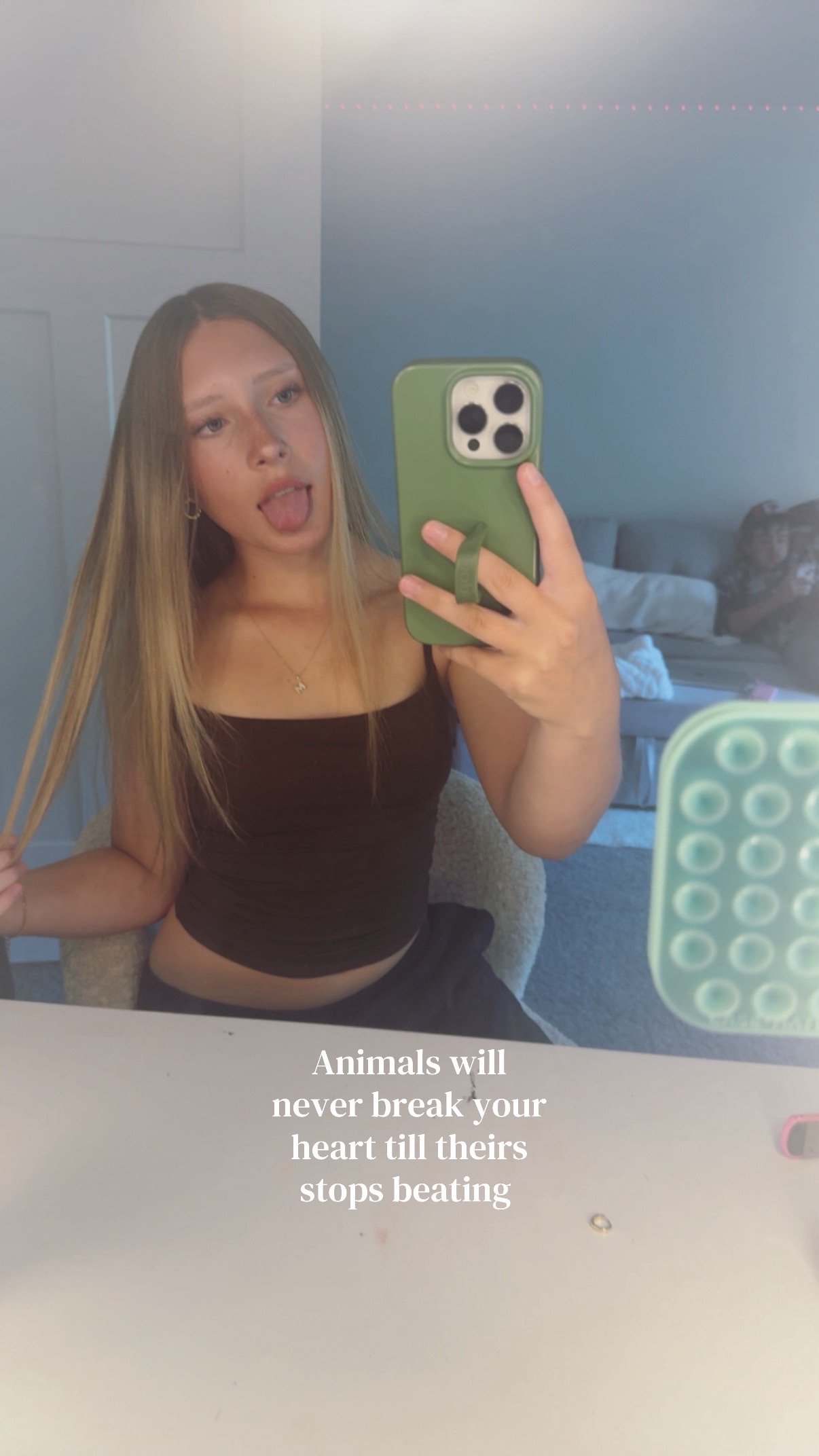 @𝒫𝓇ℯ𝓈𝓁ℯ𝓎