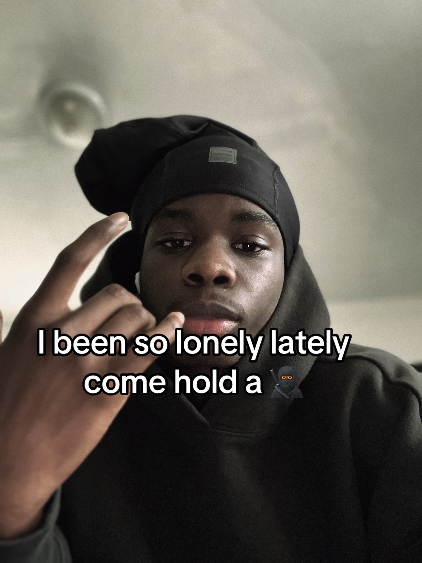 @J9