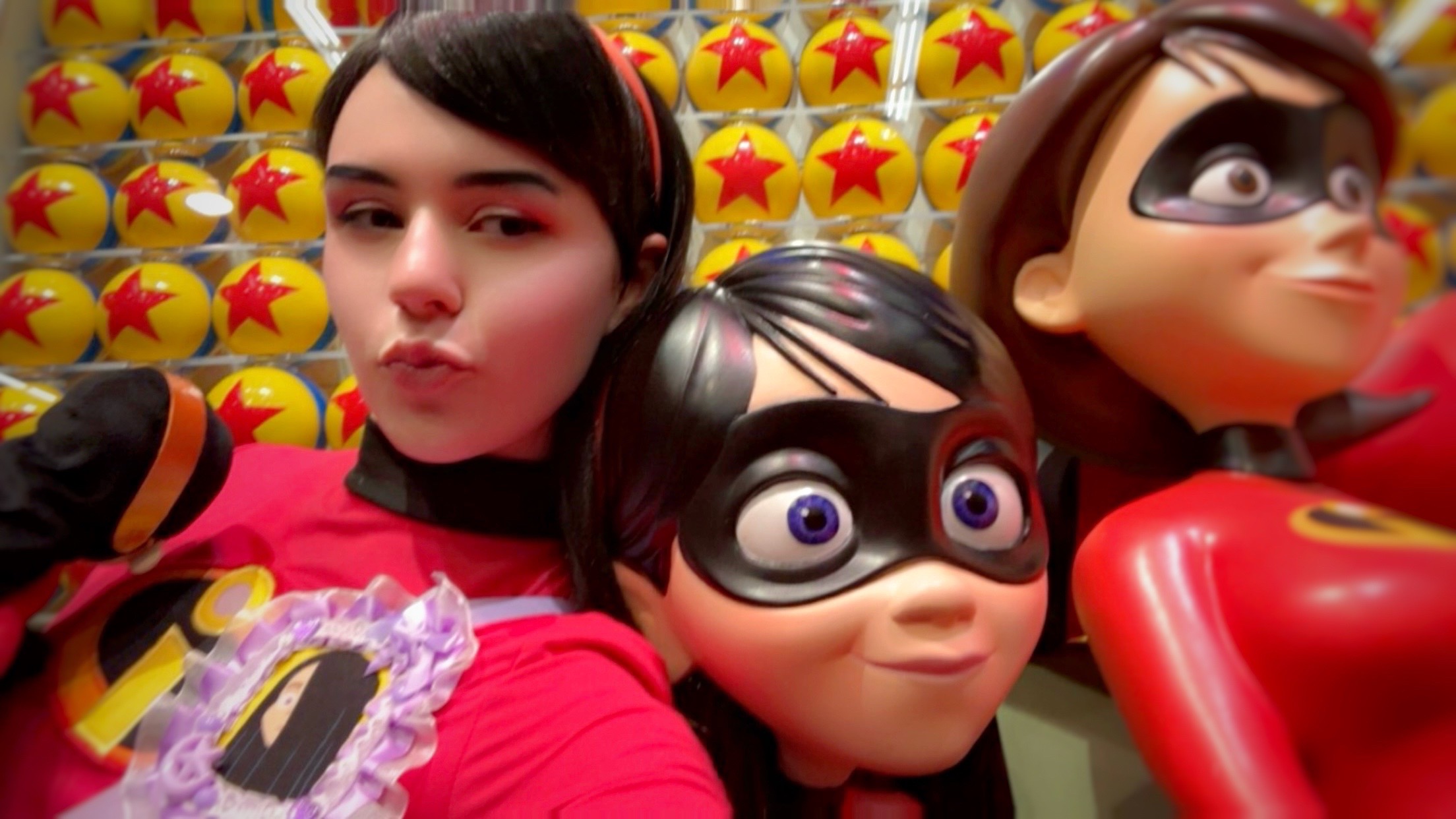 @。・゚・Violet Parr・゚・。