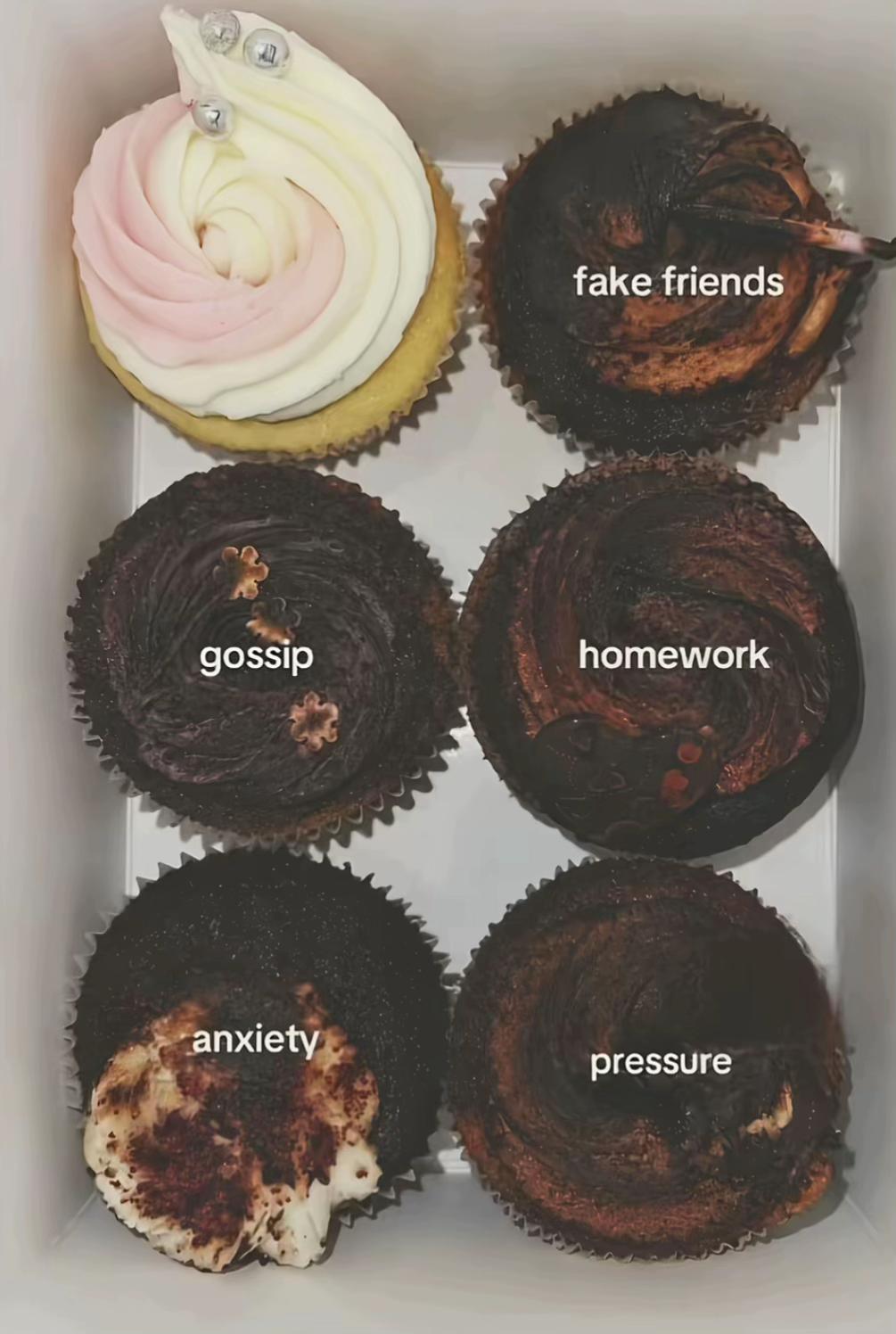 @꧁༒ℓiℓy༒꧂
