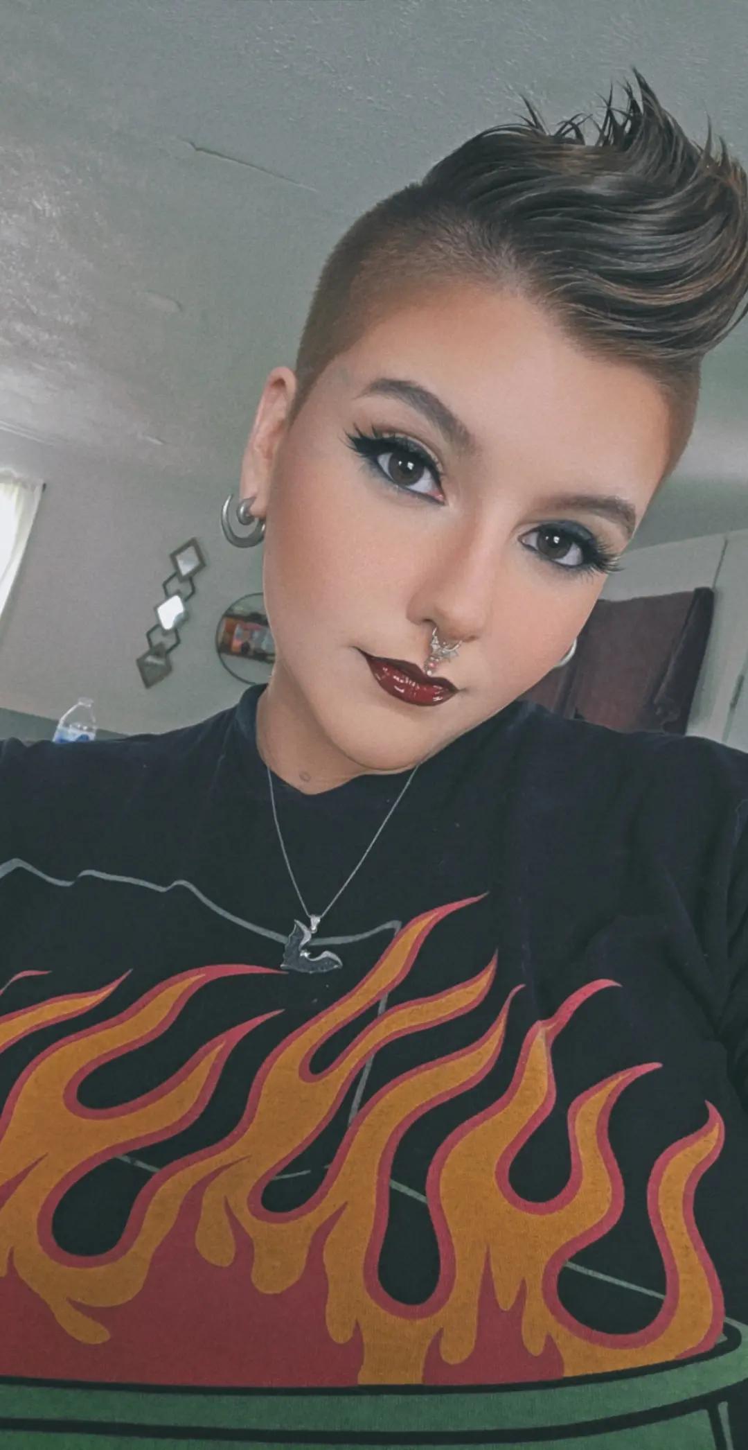 @🖤Savannah🦇👻