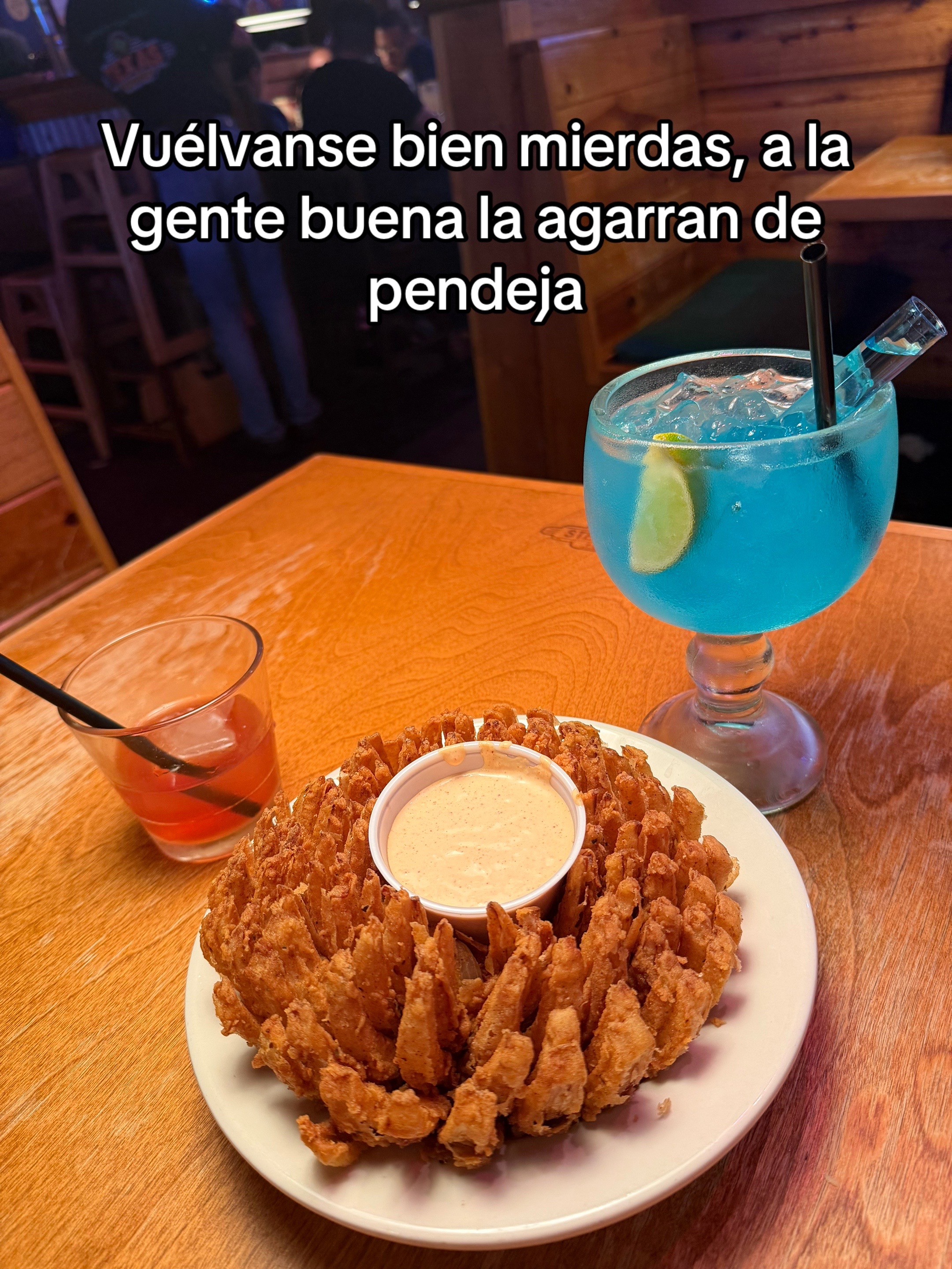 @Anet Sanchez🐆🍒🪩🍸
