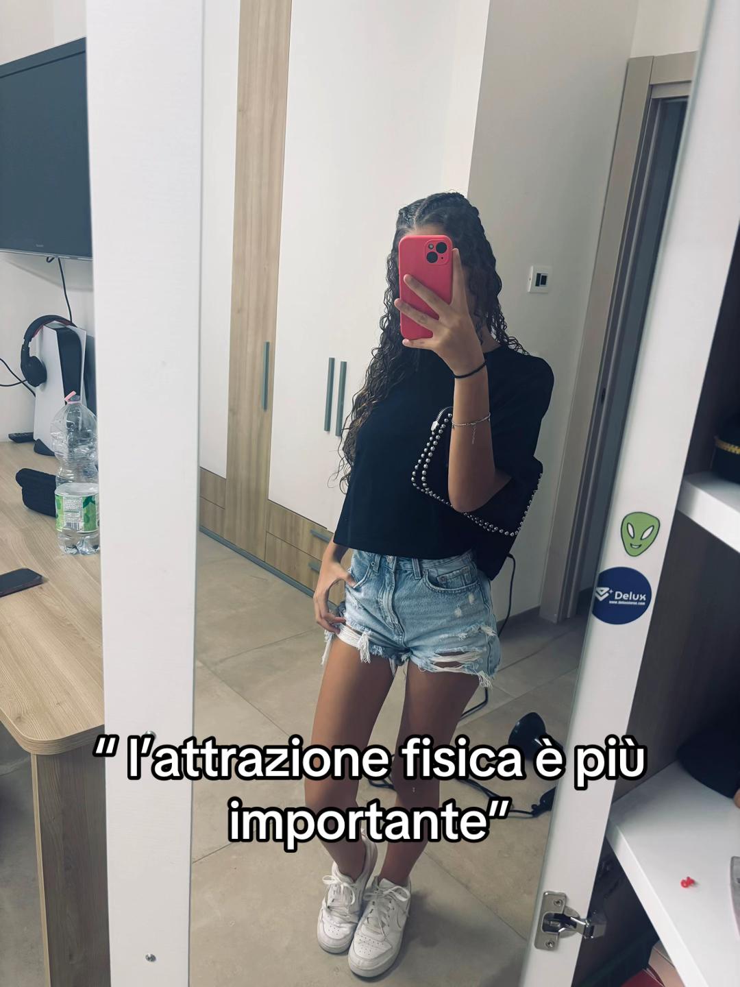 @𝟏𝟕