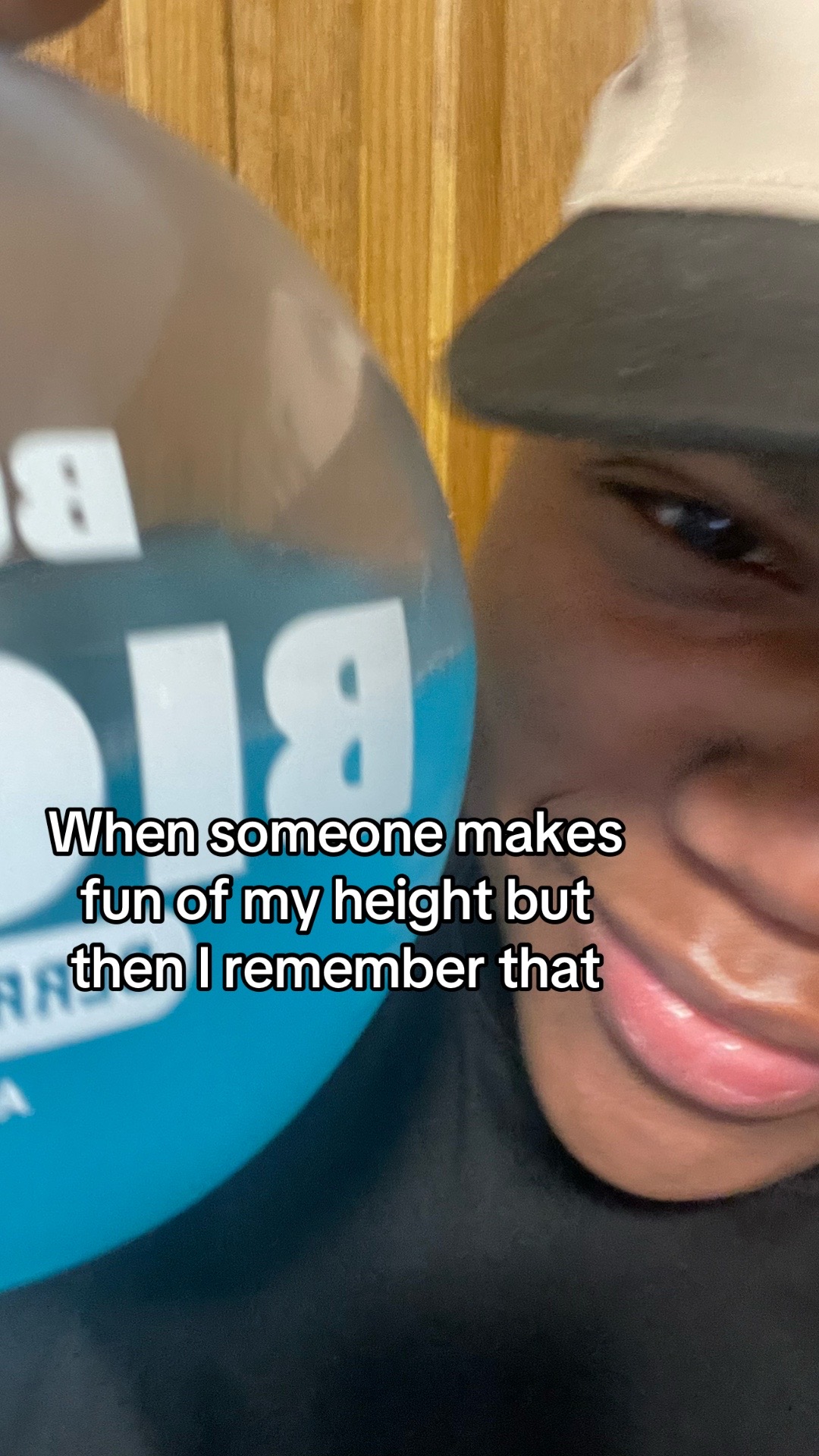 @MariÅni