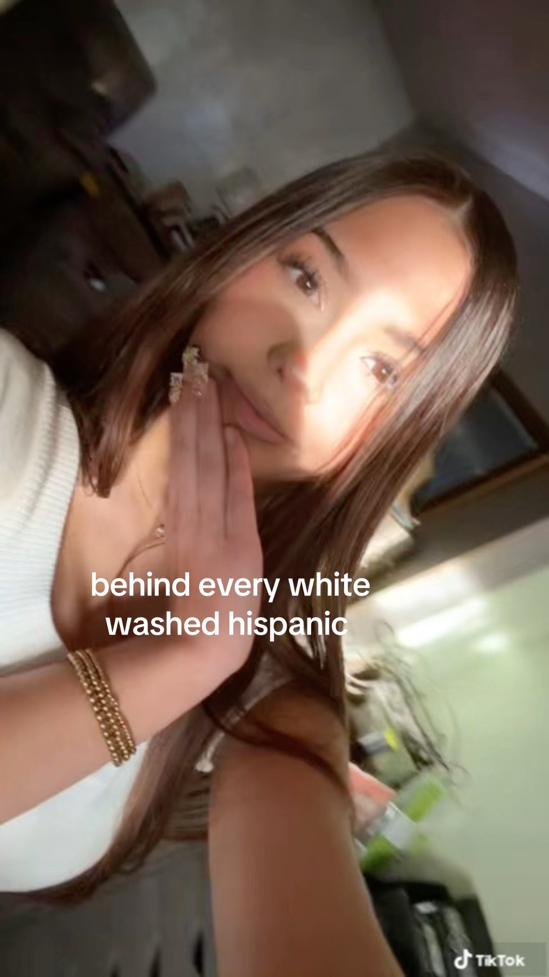 @isabella.