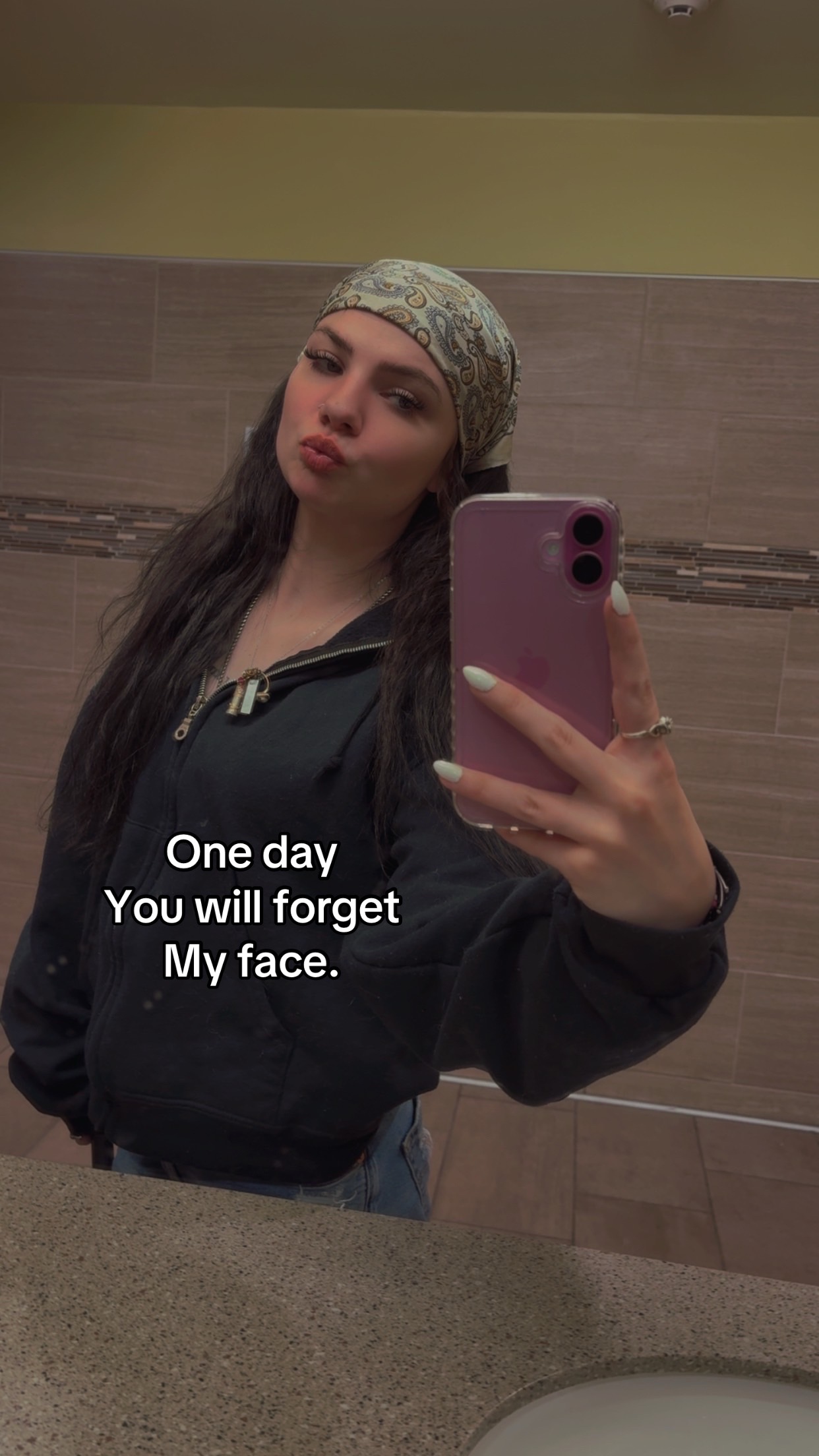 @ℒℯ𝓍𝒾🖤