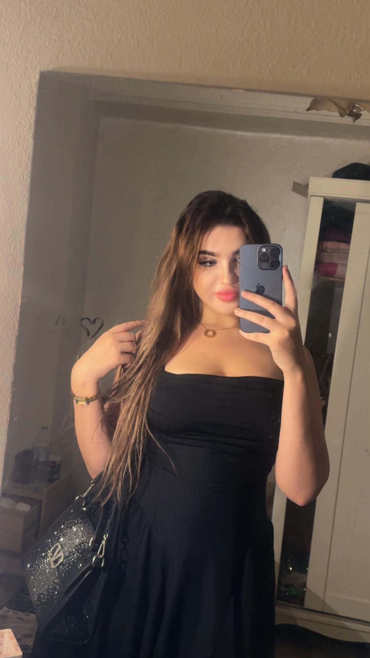 @Poca_