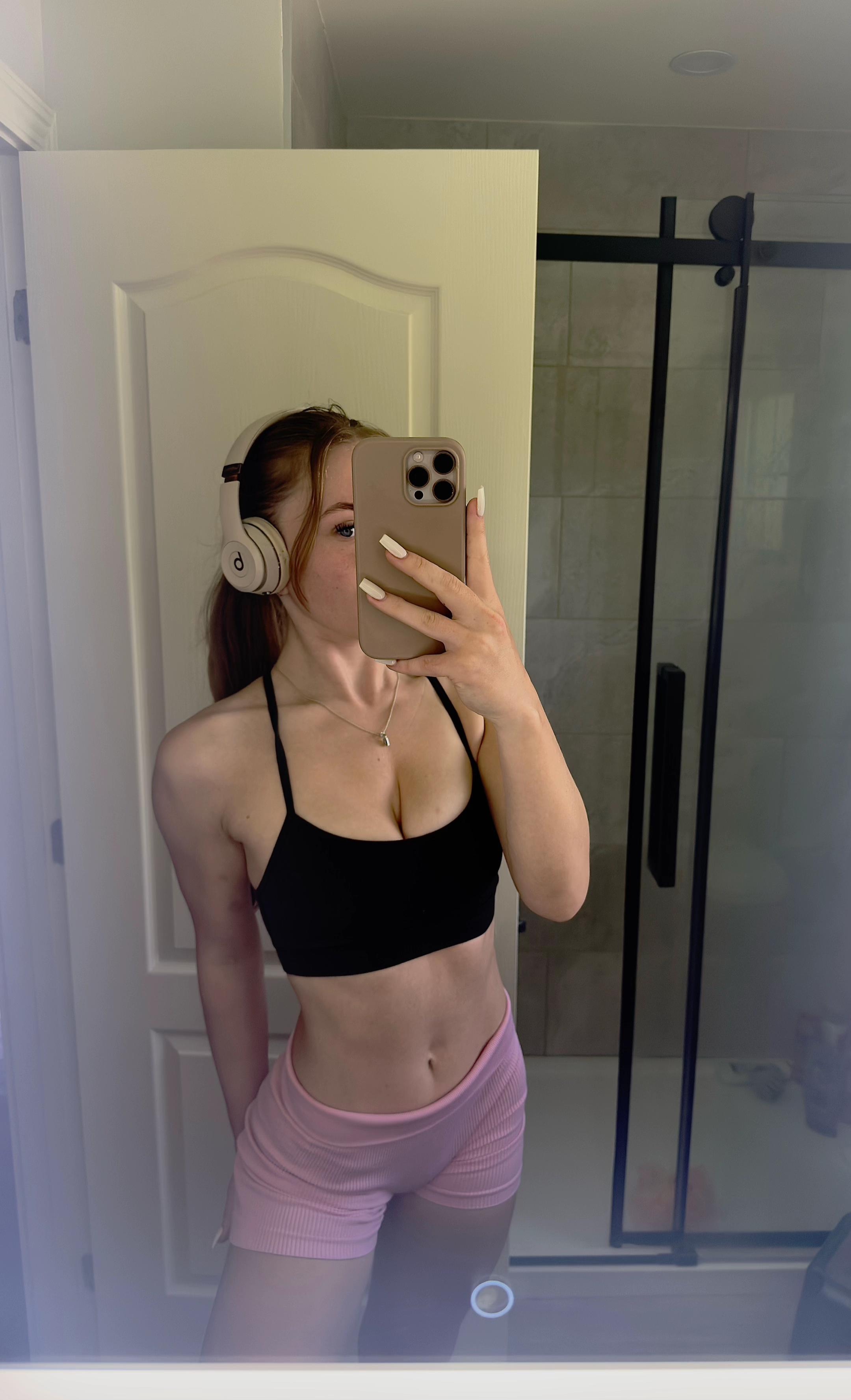 @yourfavblondiiie
