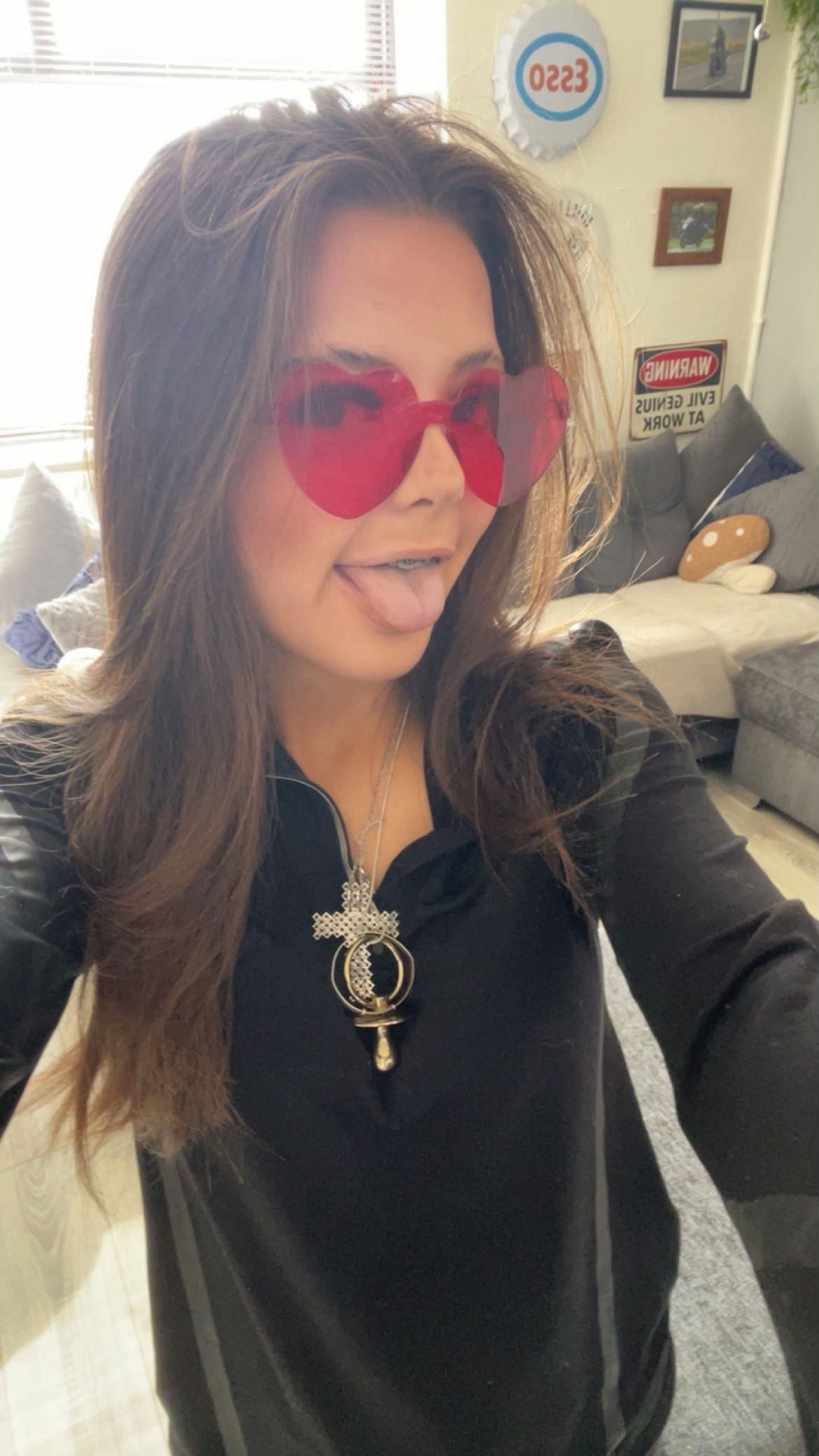 @holliesspam😝