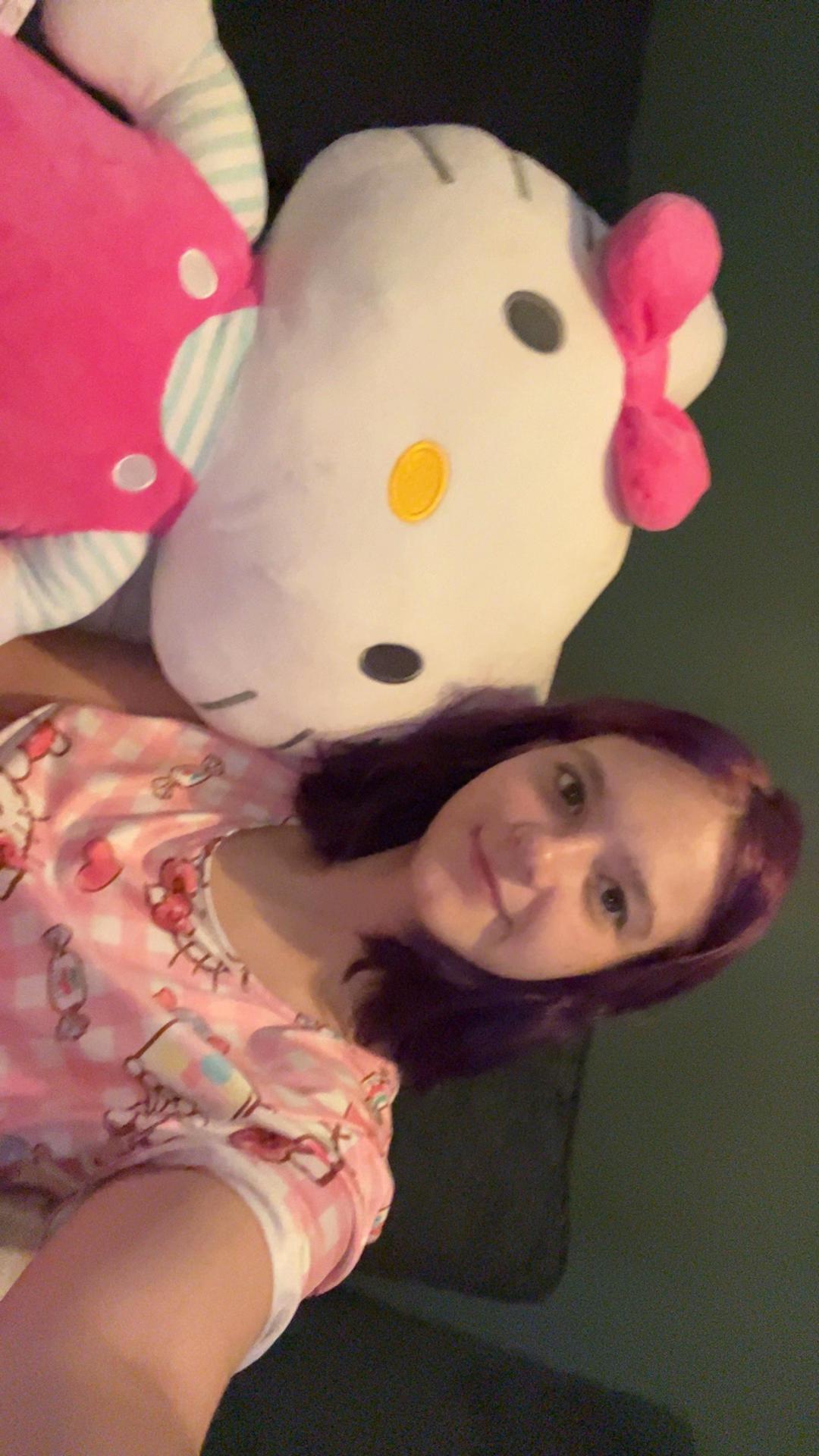 @_jamielee_angel_pet_