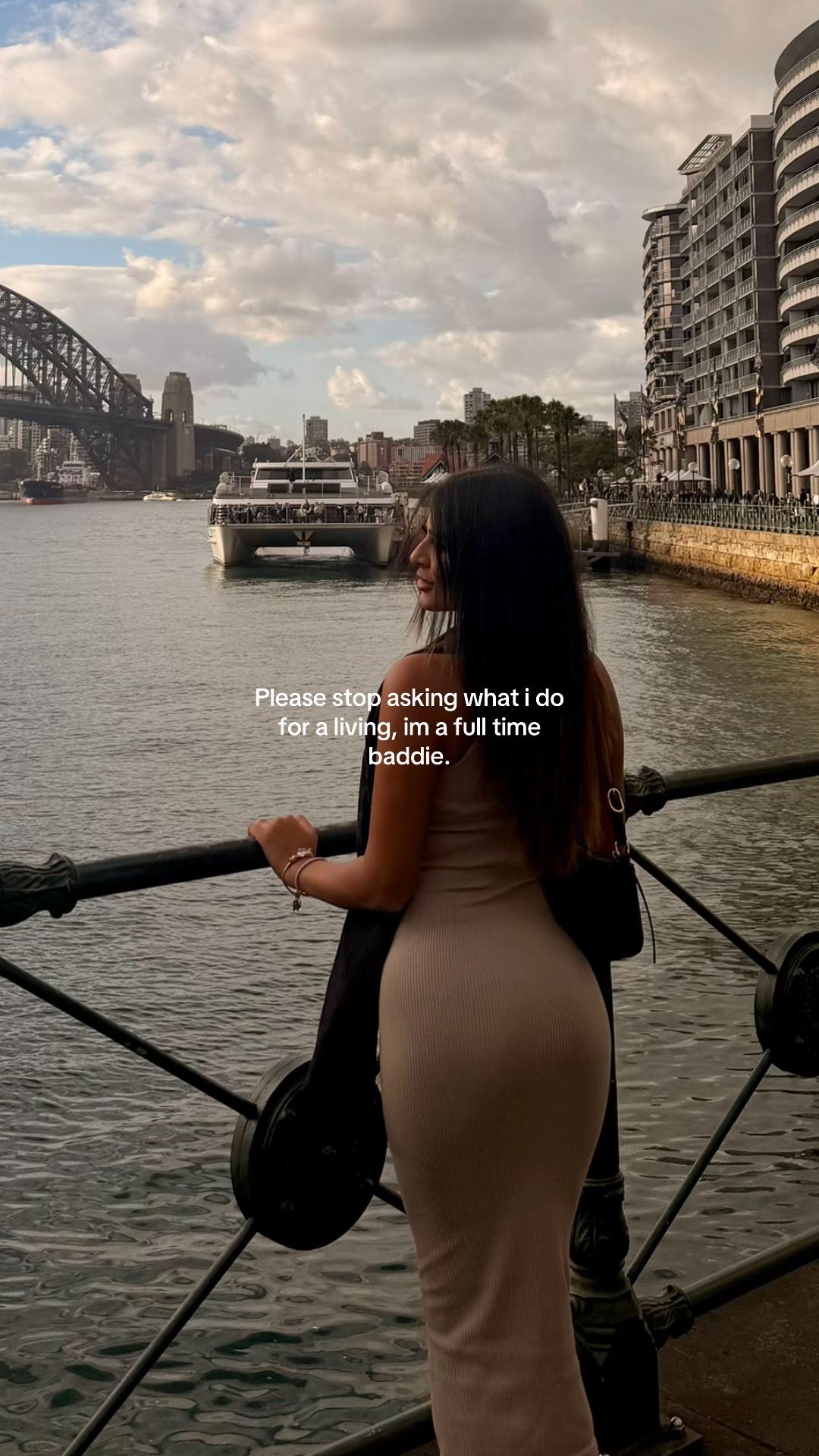 @Sana K🦄 Online Business Coach