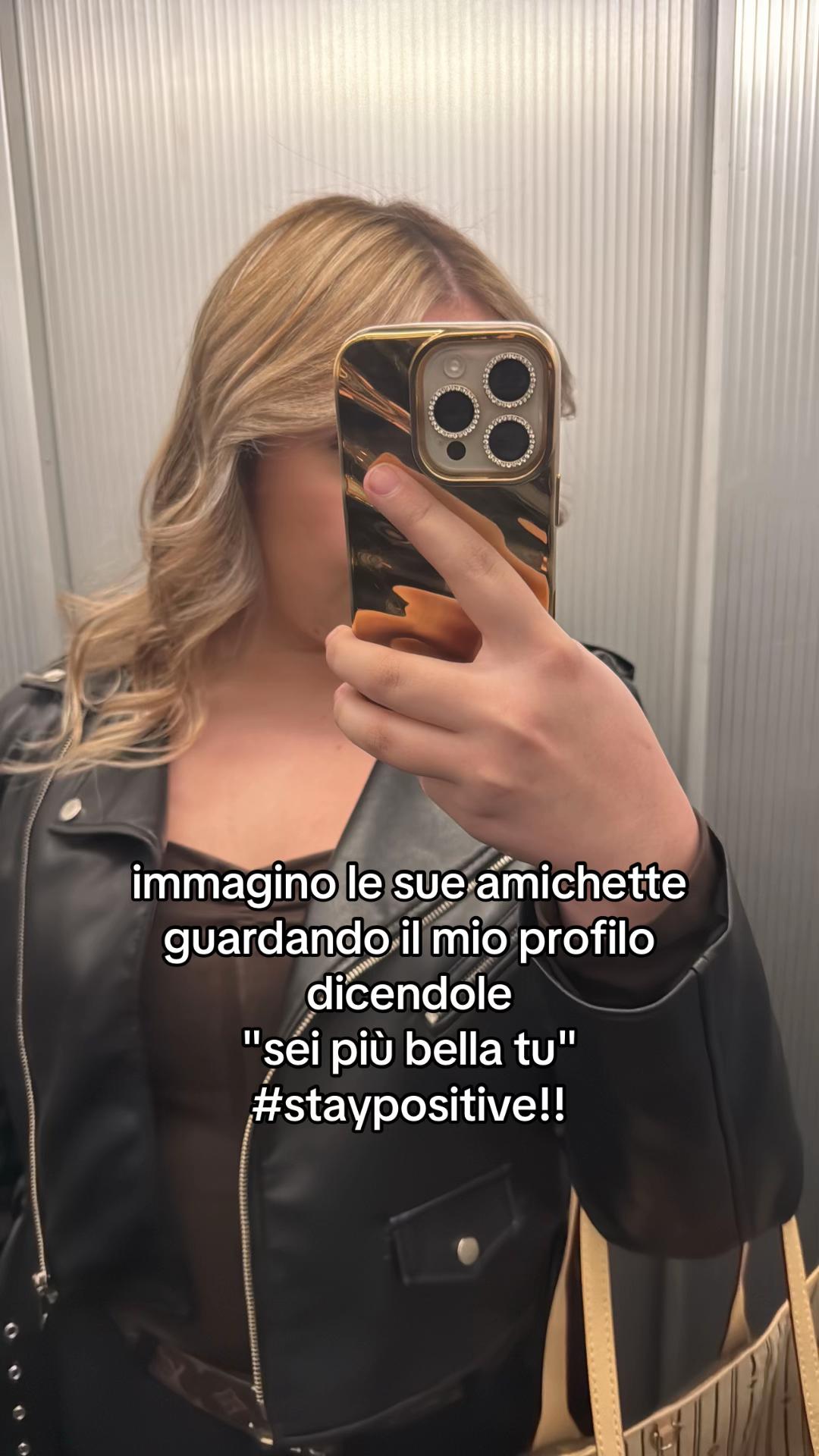 @sarabertoo