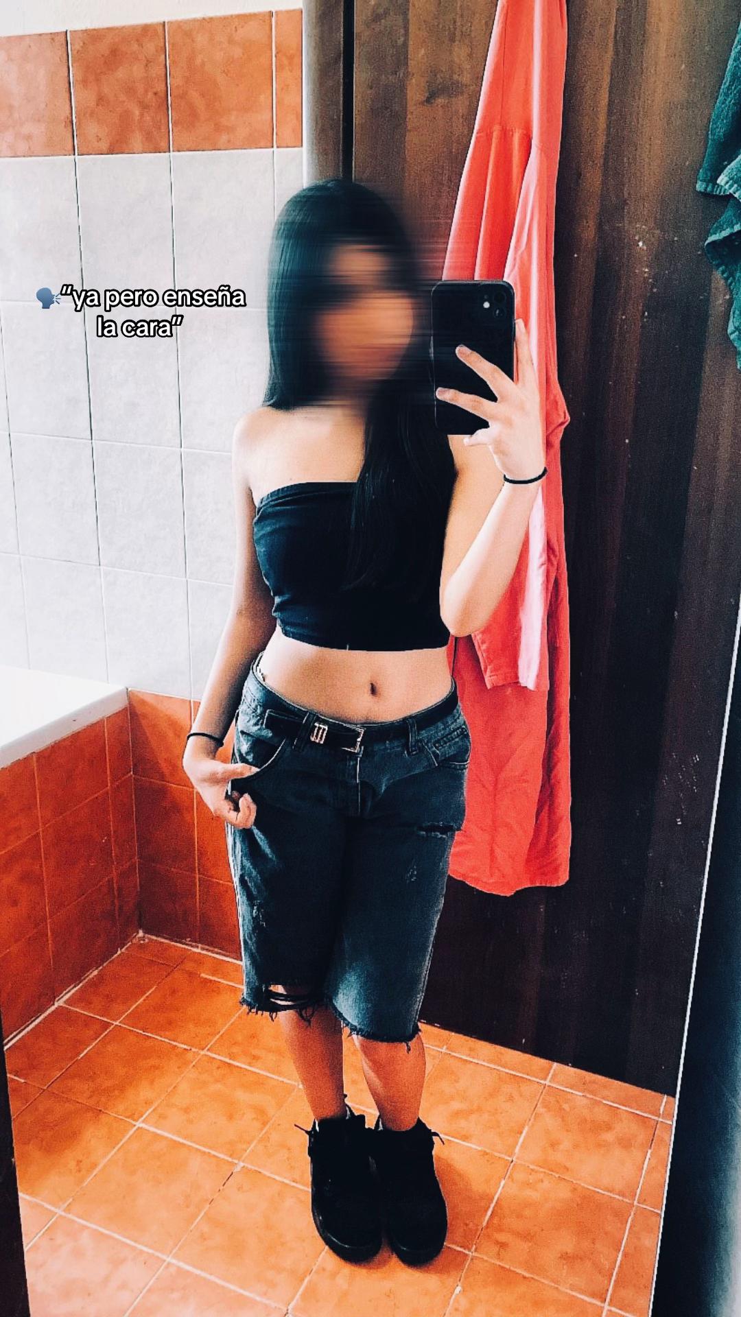 @𝐄𝐦𝐚𝐧𝐮𝐞𝐥𝐚💋