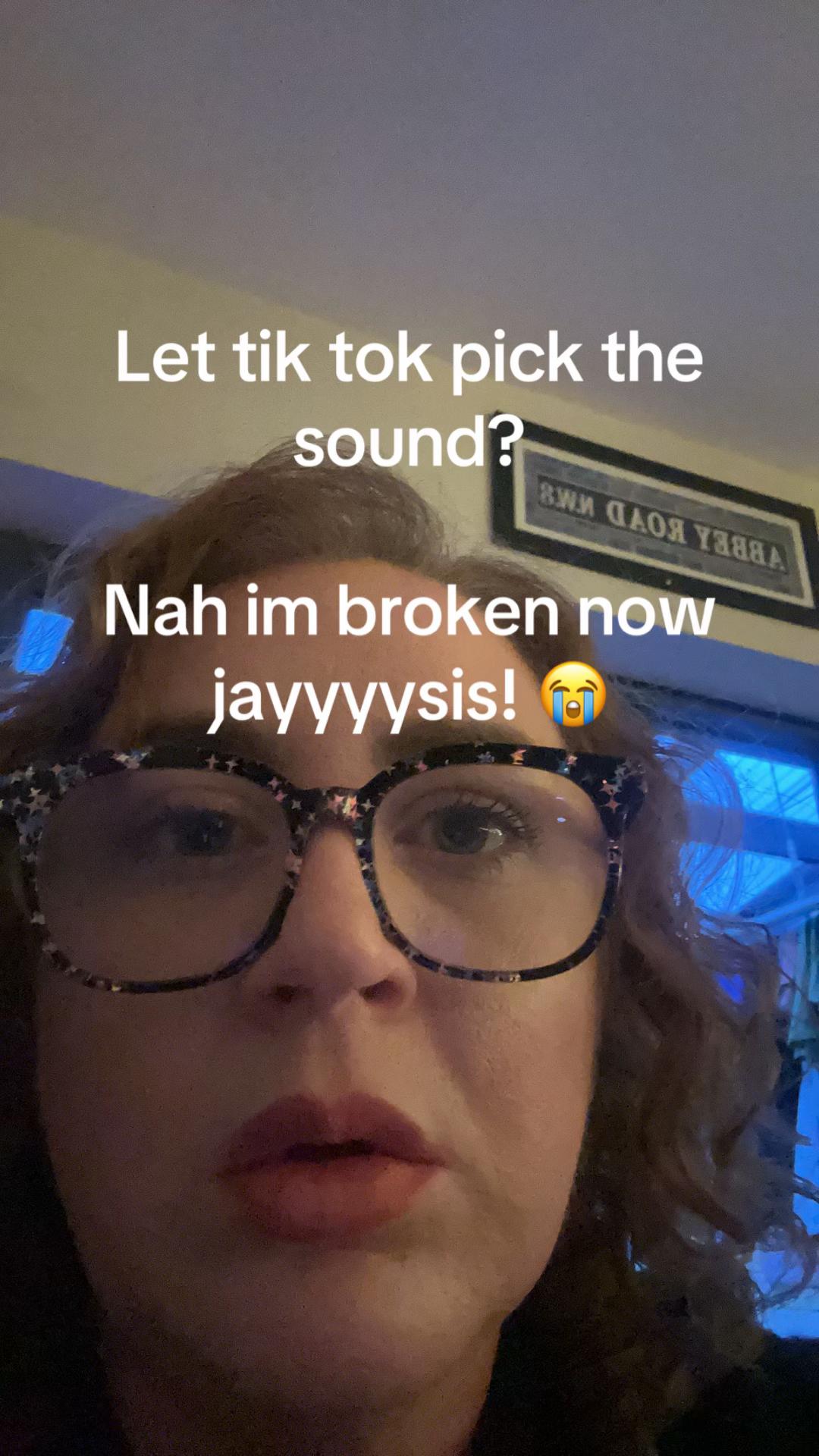 @Lisasrandomadventures