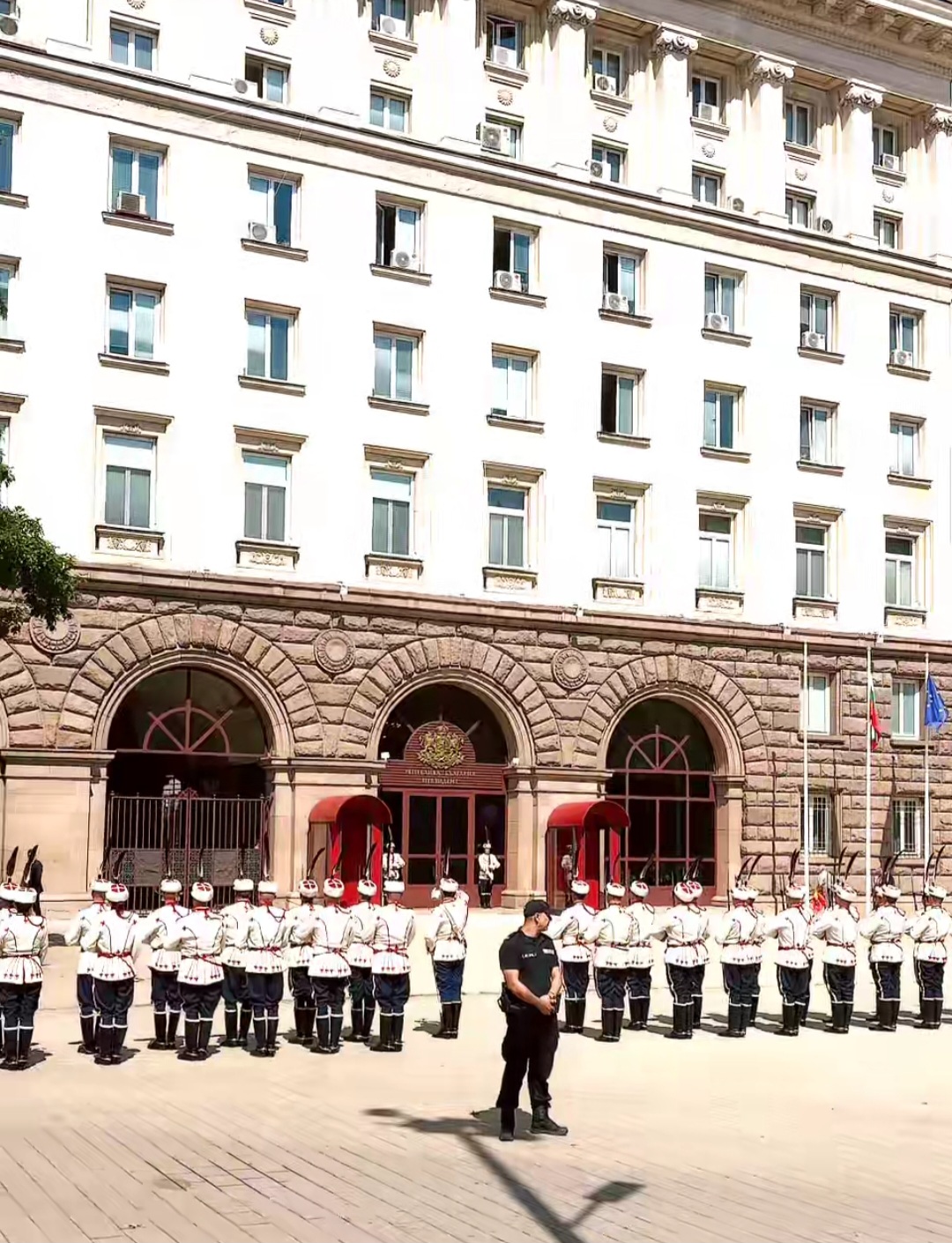 @Нели Манова