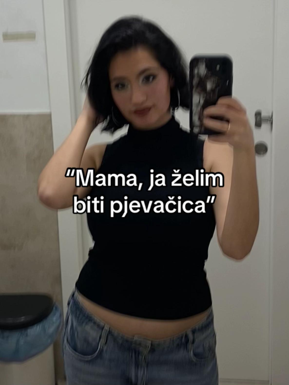 @Laura Marín