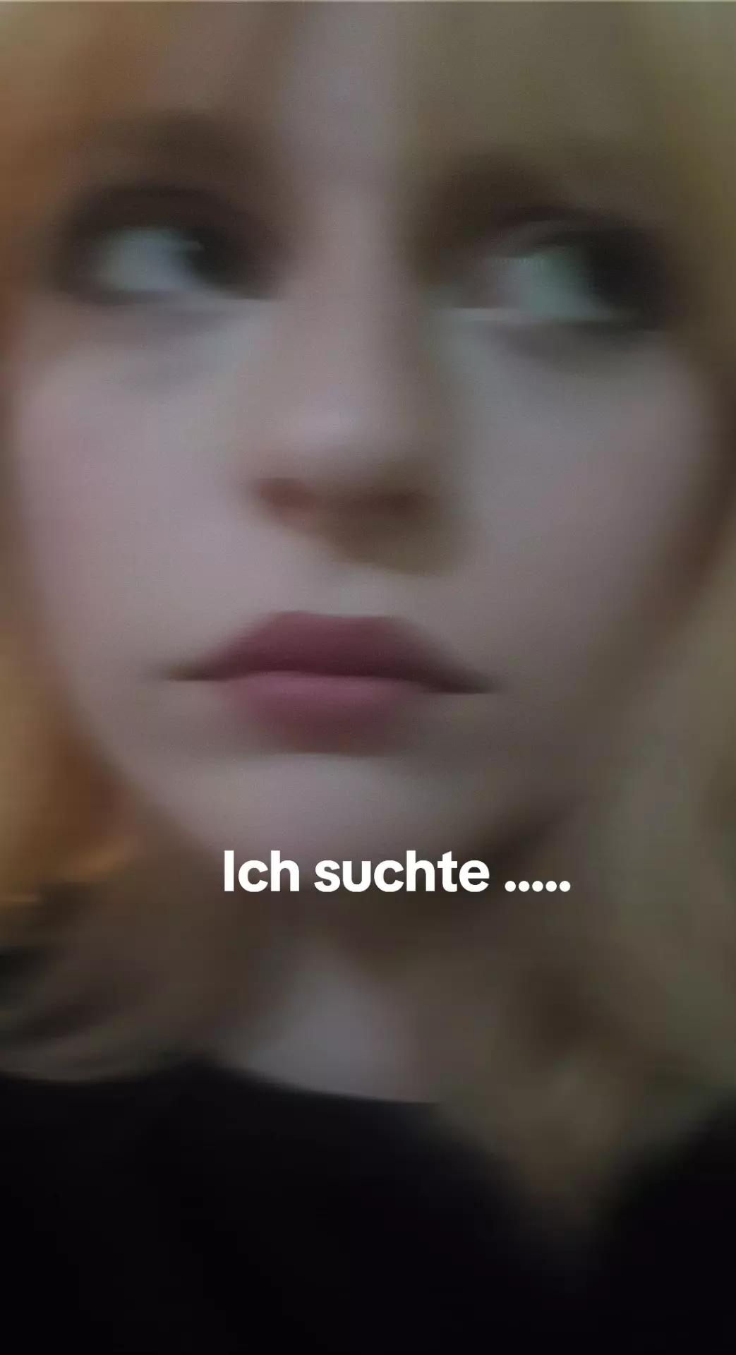 @RoxyNaomi😈