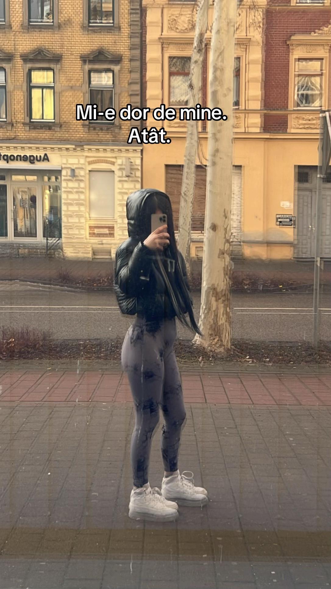 @Alexa🤍🐍