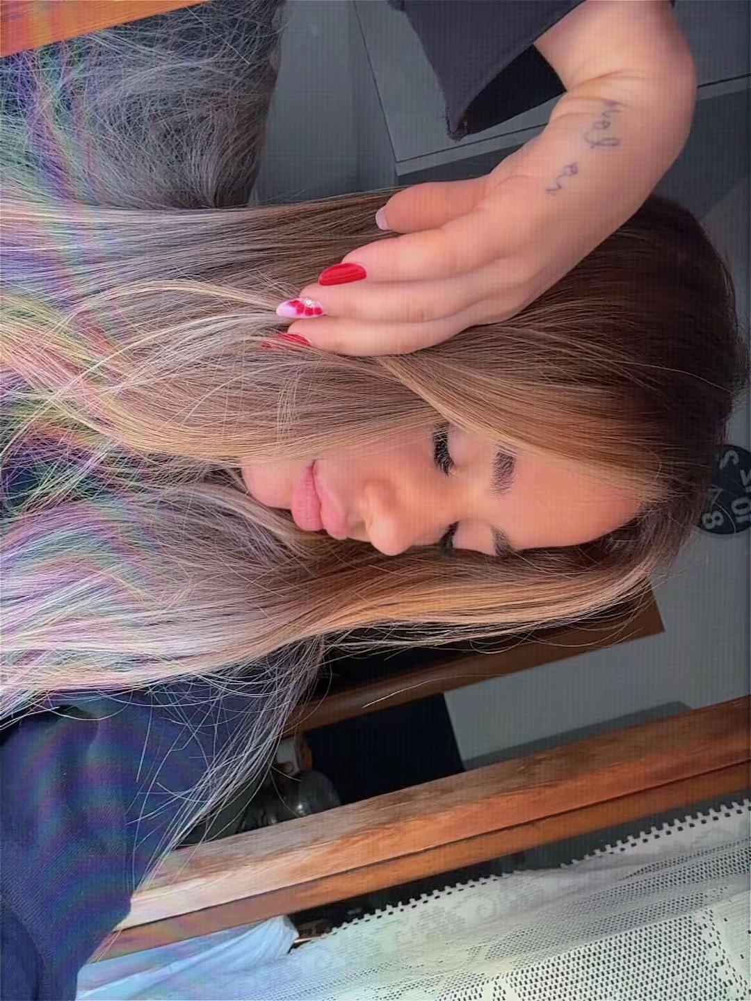 @R🍒