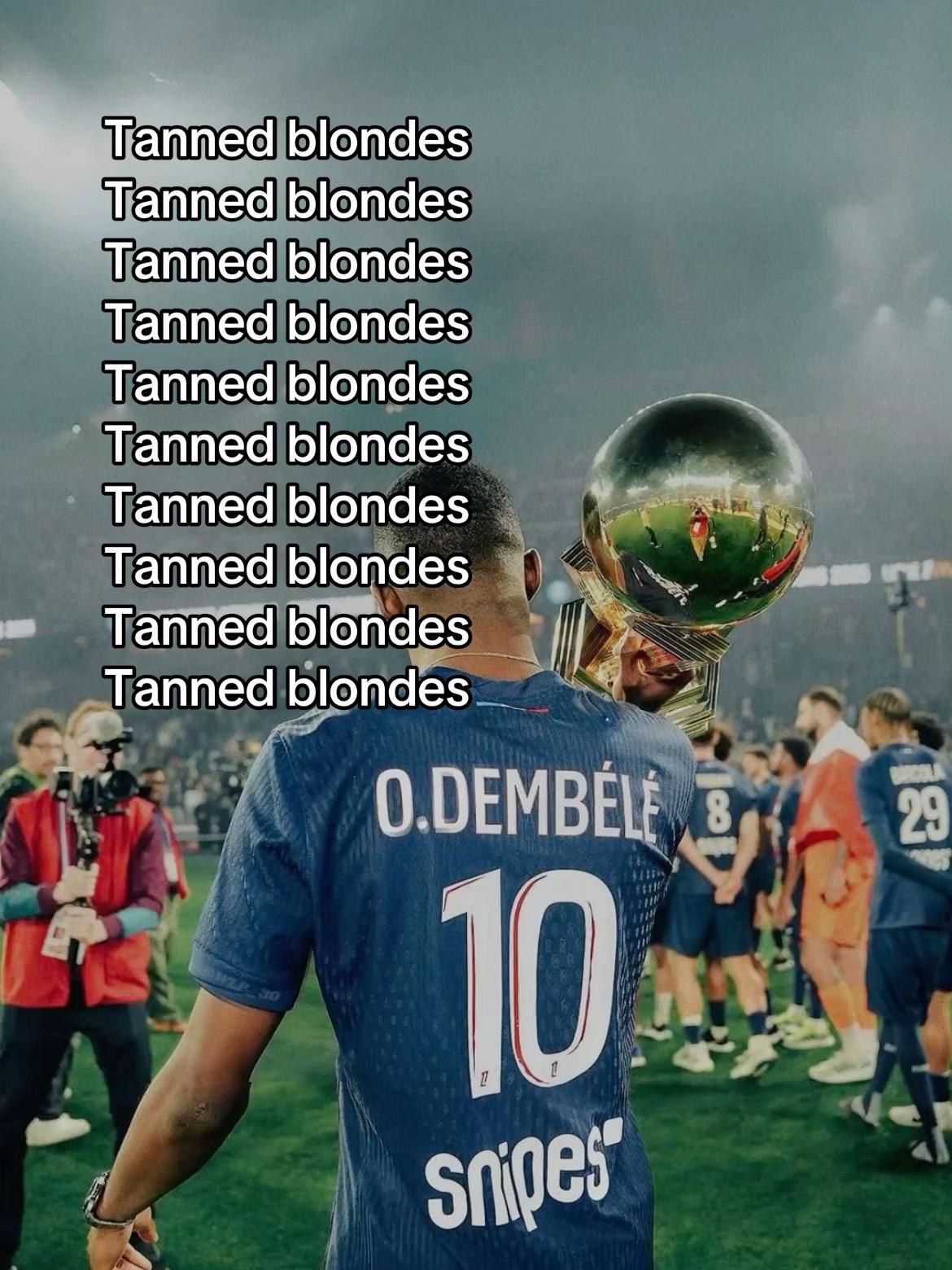 @𝐉