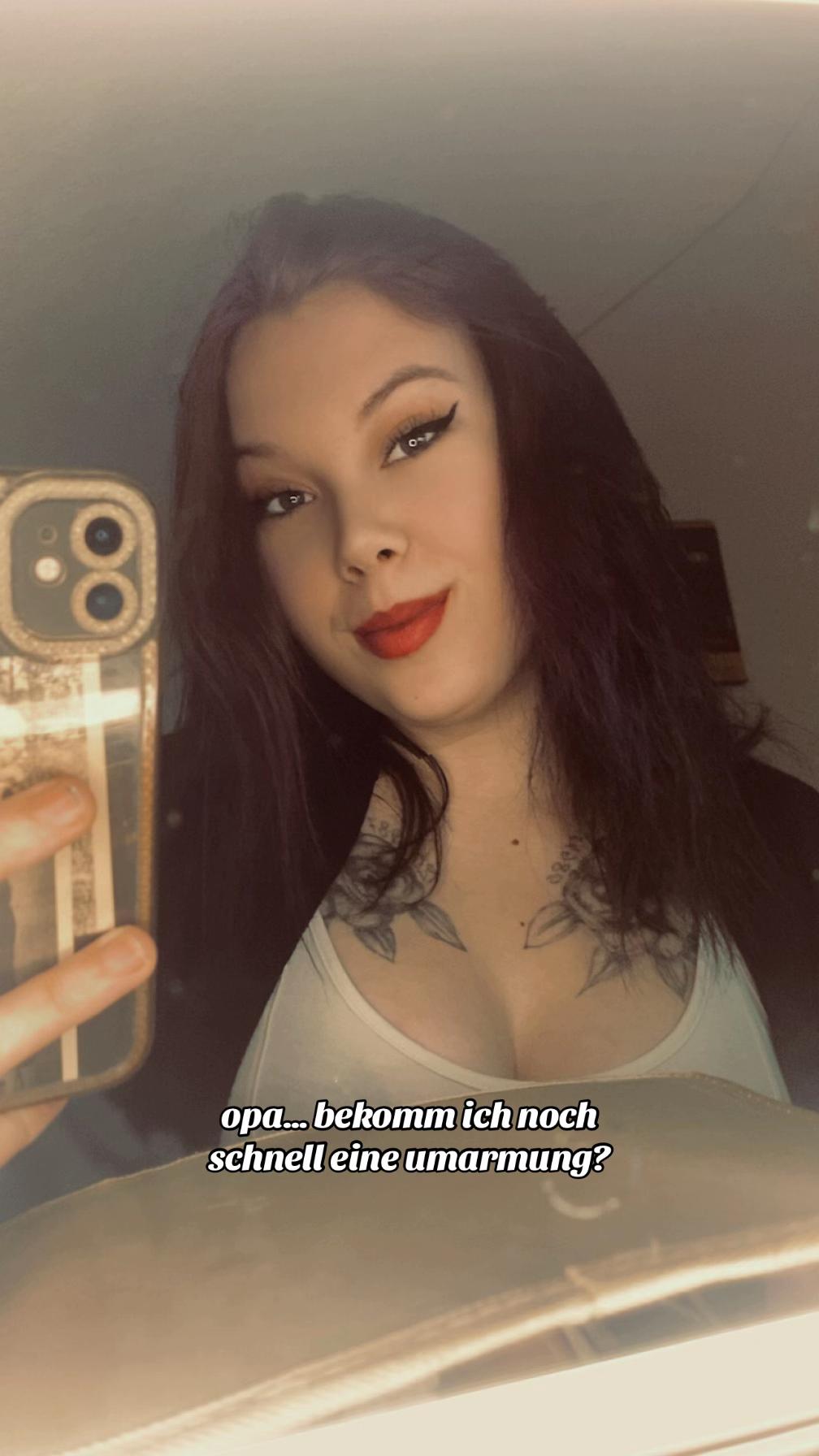 @𝔪𝔦𝔠𝔥𝔢𝔩𝔩𝔢