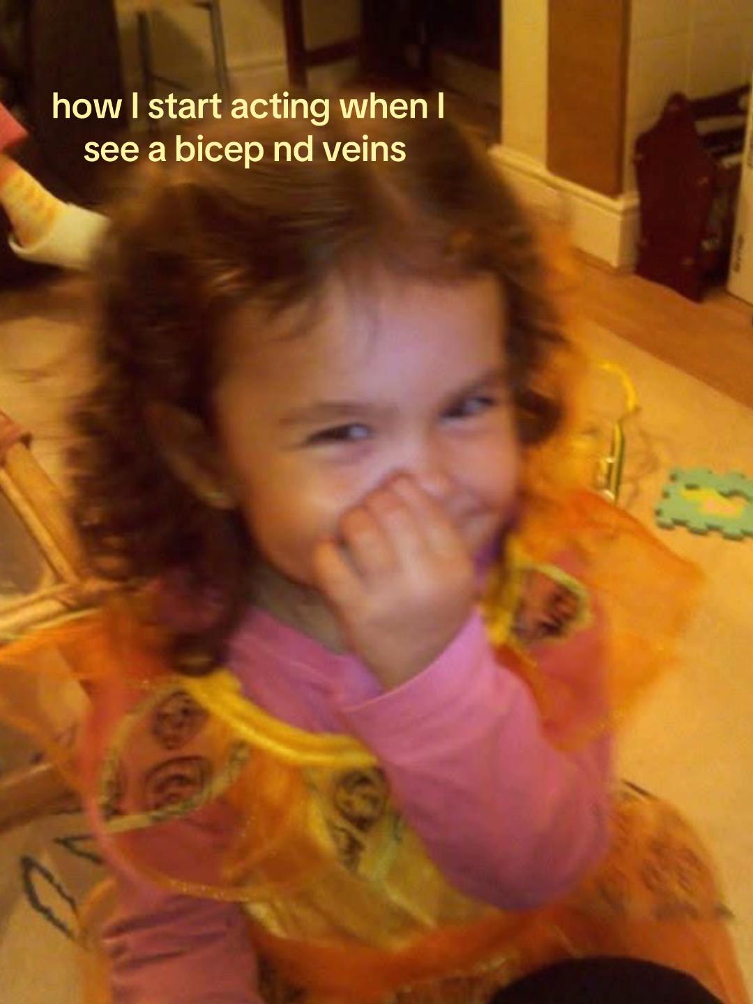 @E L E N A !