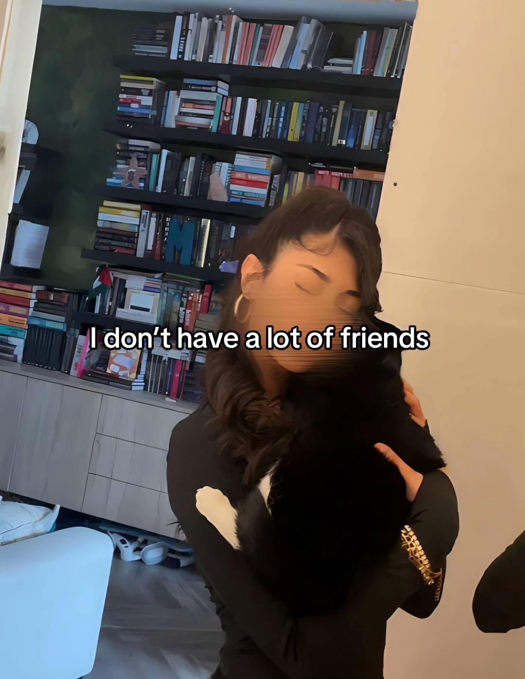 @𝐄ꨄ