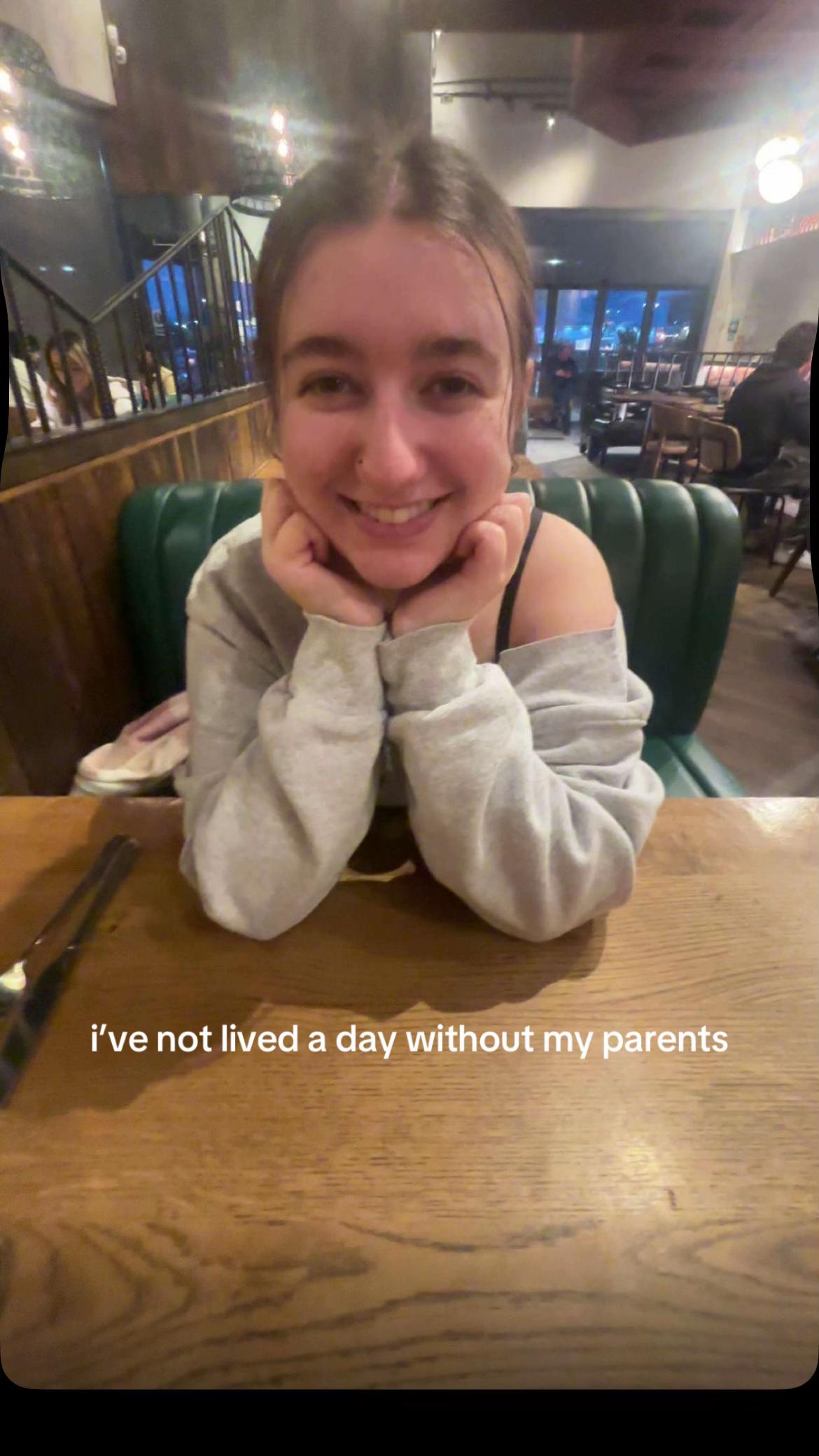 @lucie.