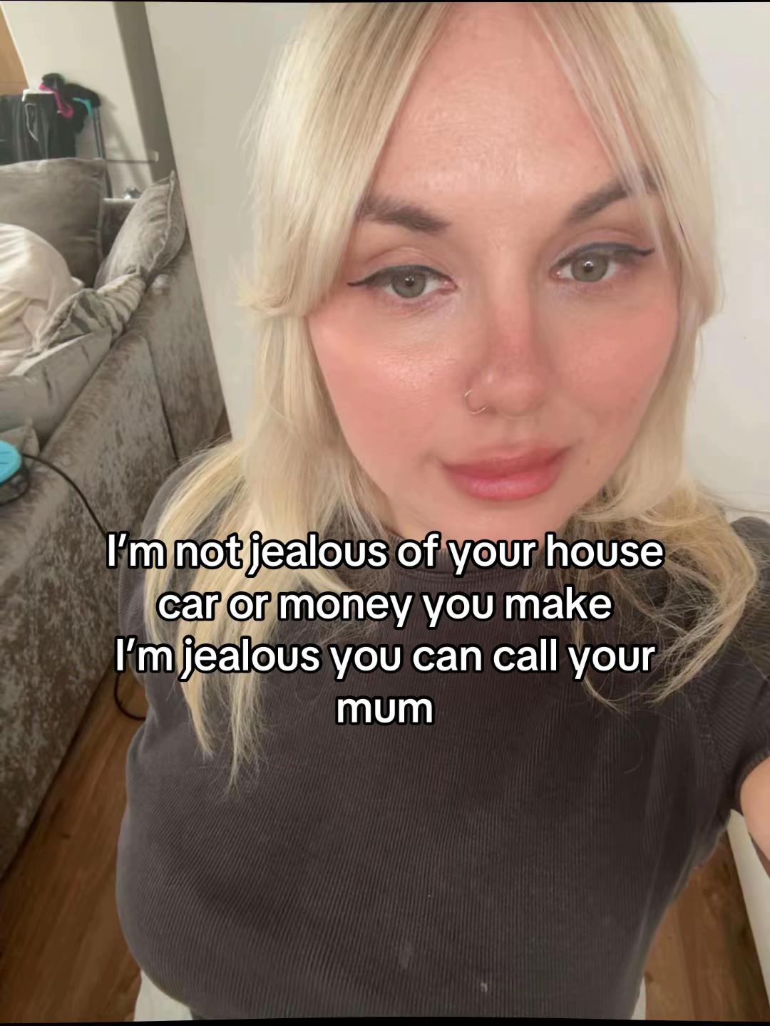 @blondiepeach 🍑👸