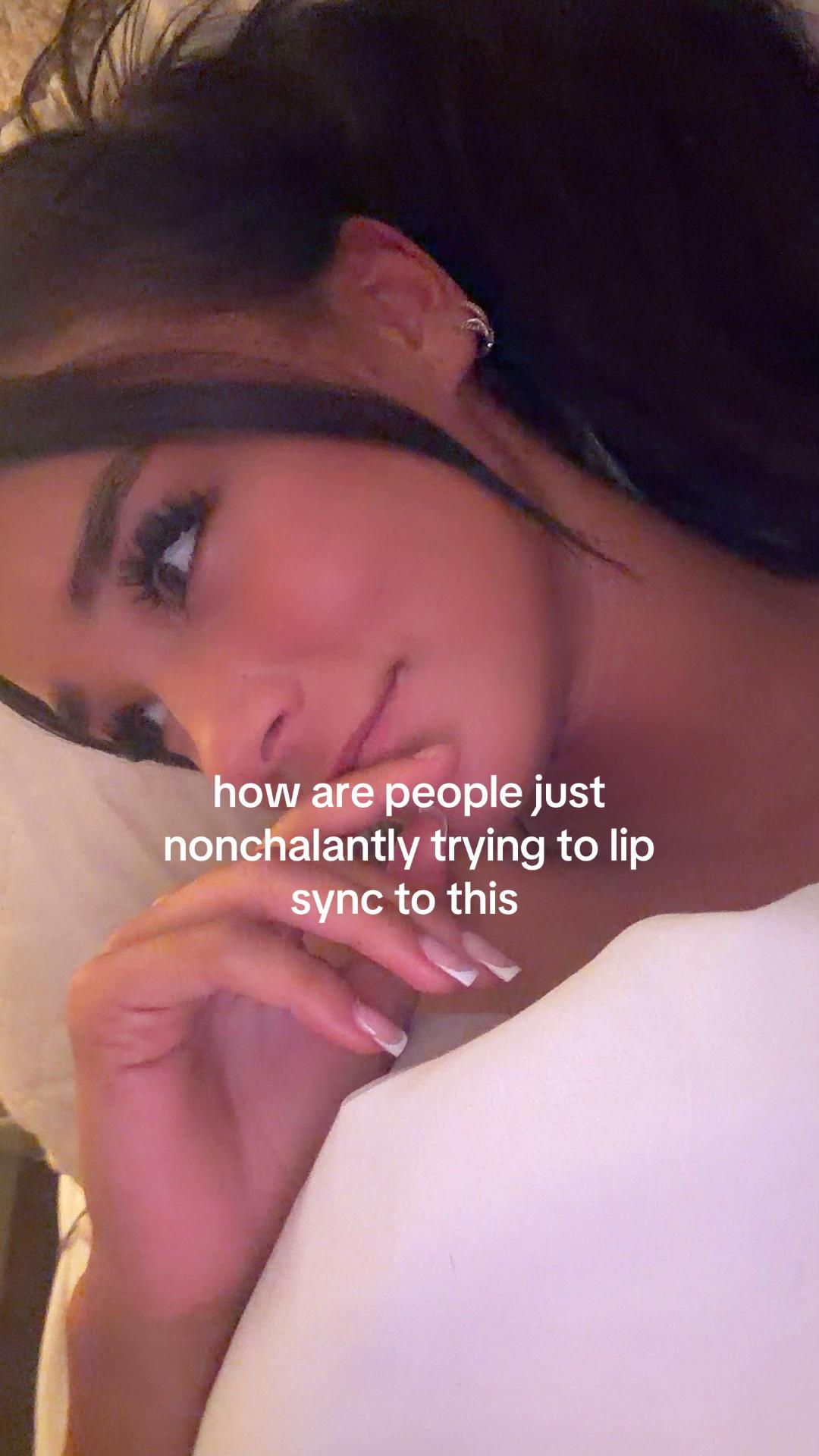 @𝐄𝐦𝐢𝐥𝐲𝐰𝐨𝐨𝐝𝐲𝐚𝐭𝐭 𝐱