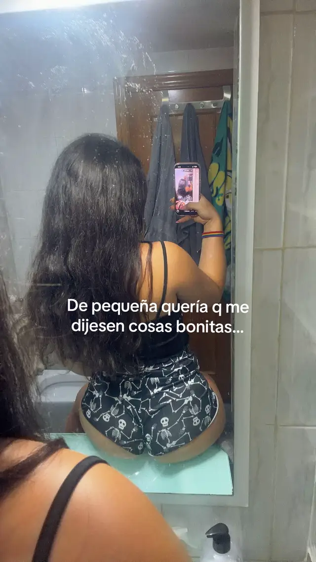@_Saandraa_