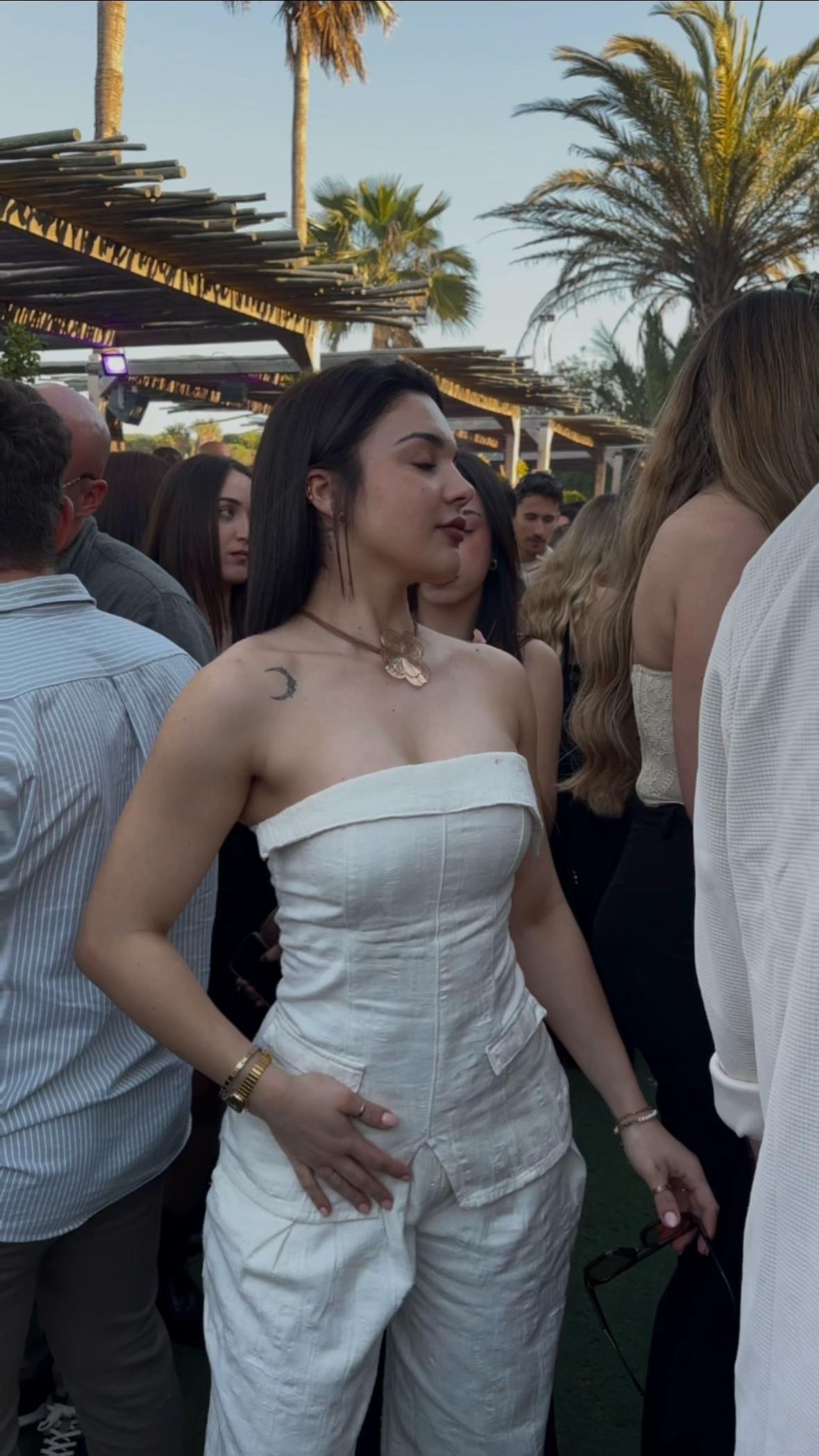 @_vaneesaaragon
