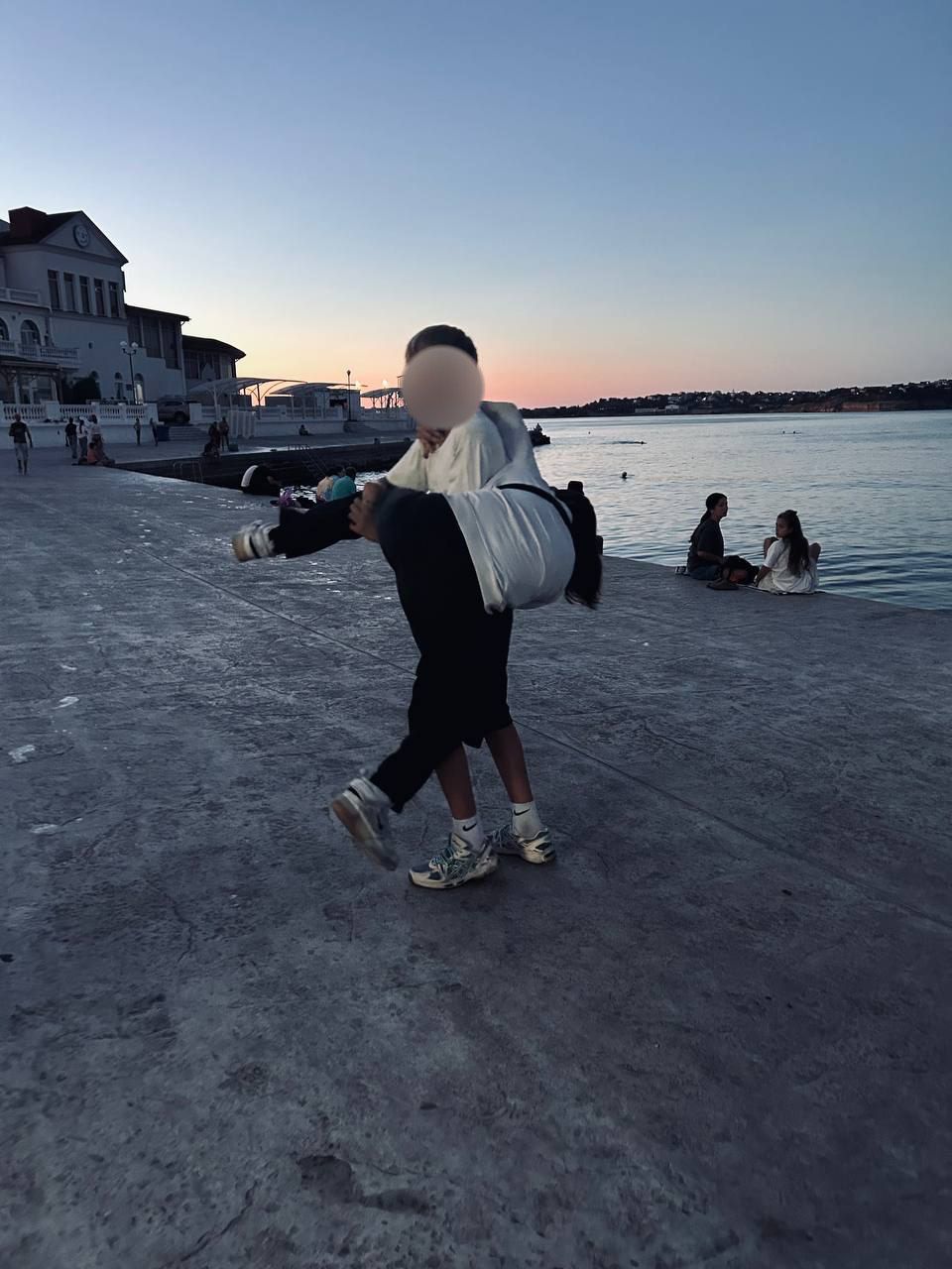 @Kodelinova❤️🖕