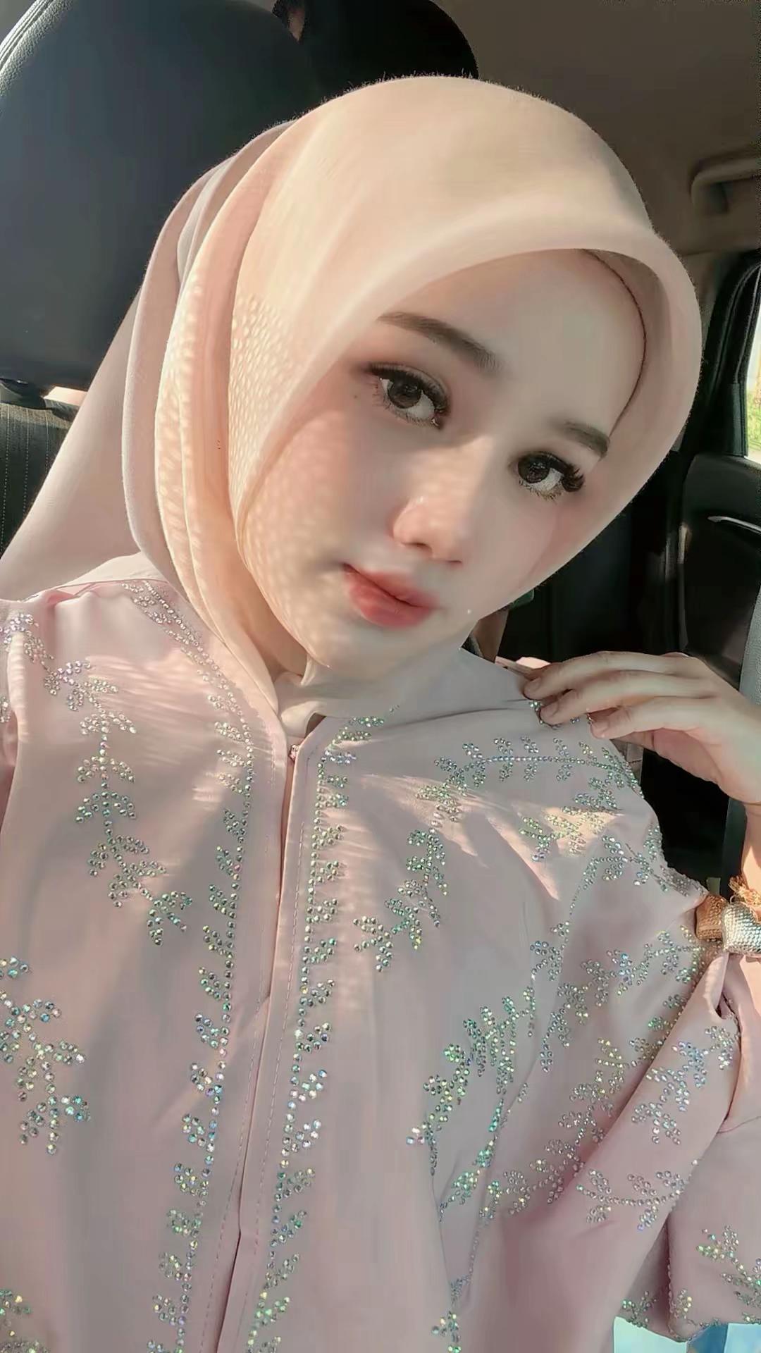@Yana Celeh