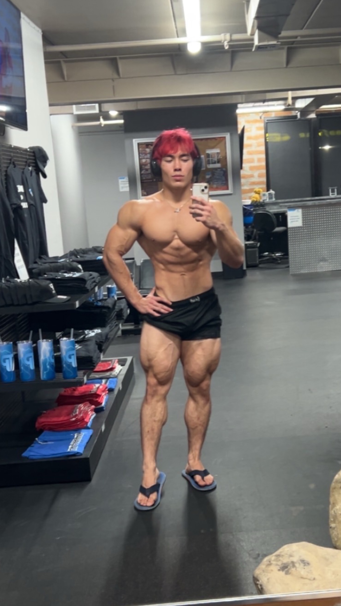 @nikolasyou2