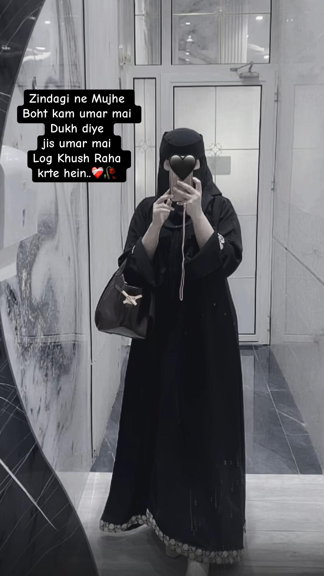 @qu33n_7r