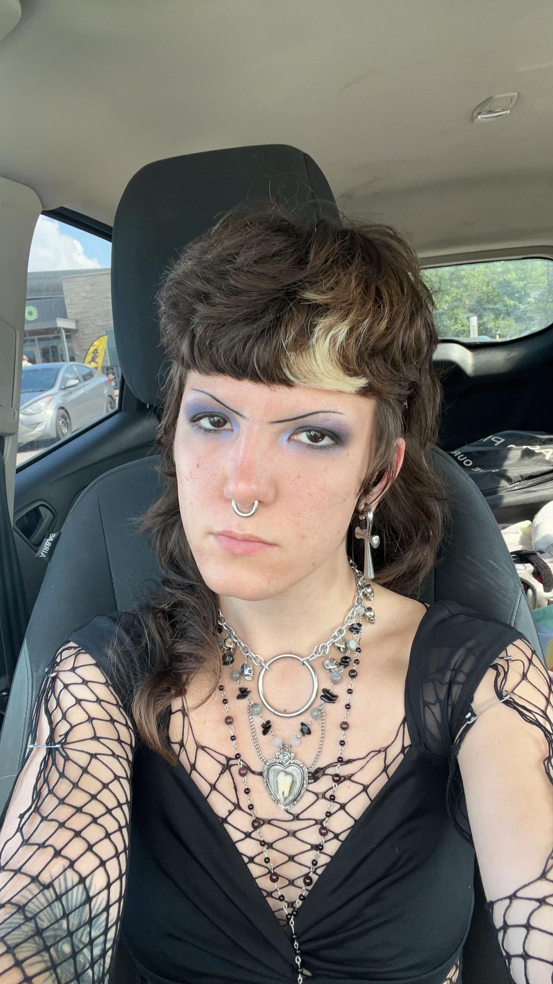 @80s horror character ⚰️