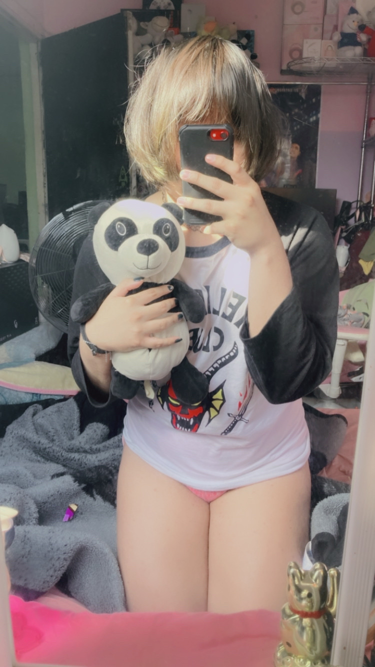 @Tuwaifu
