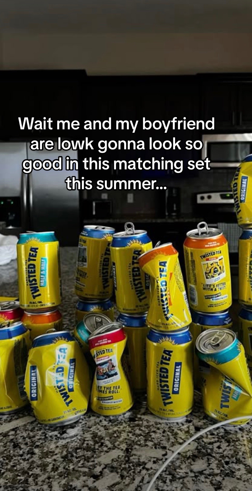 @👆