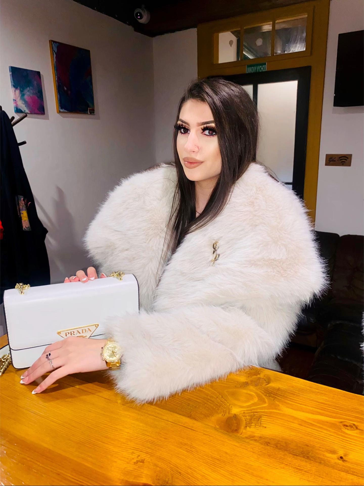 @𝓢𝓸𝓹𝓱𝓲𝓮𝓮🖤