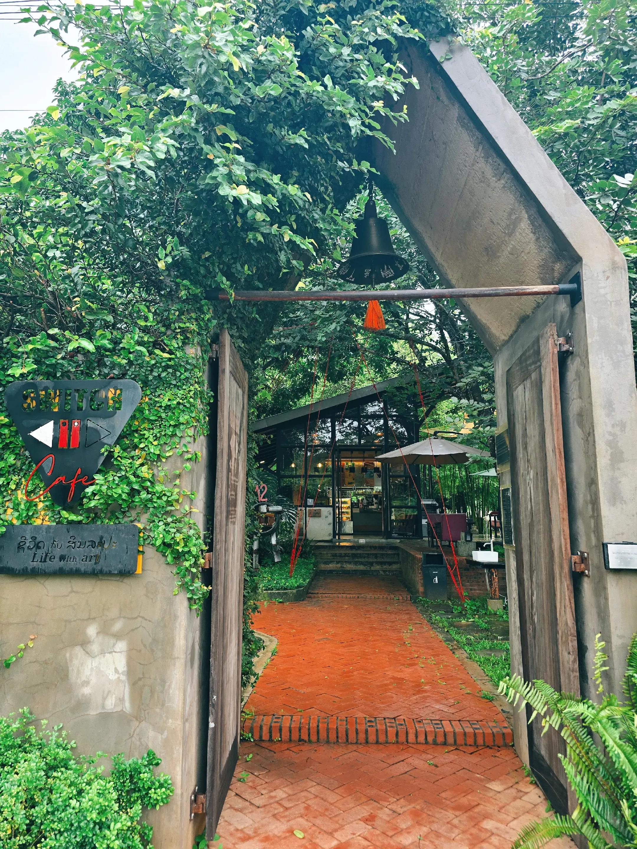 @Switch cafe ສະວິດຈ ຄາເຟ່