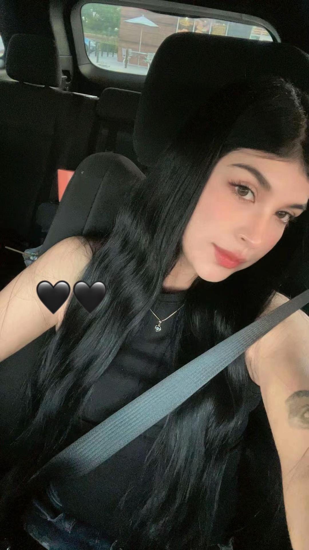 @Vivi🍒👹🖤🎀